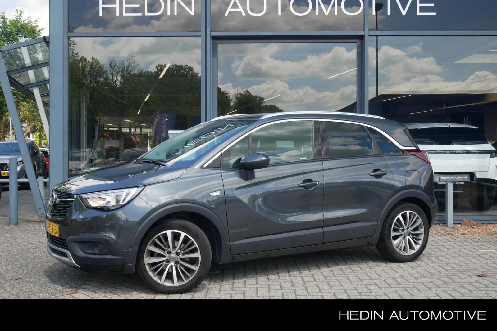 Opel Crossland X (2018) — foto 1
