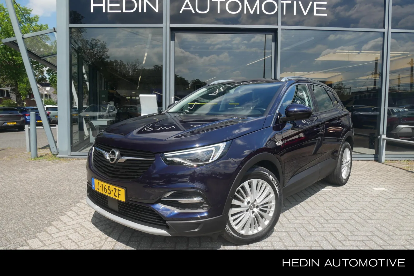 Opel Grandland X (2019) — foto 1