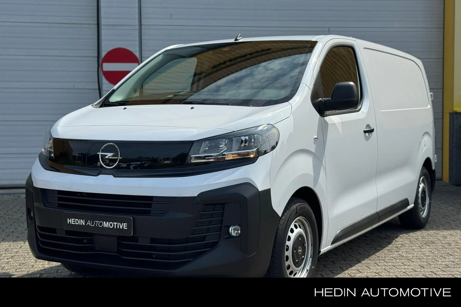 Opel Vivaro (2024) — foto 1