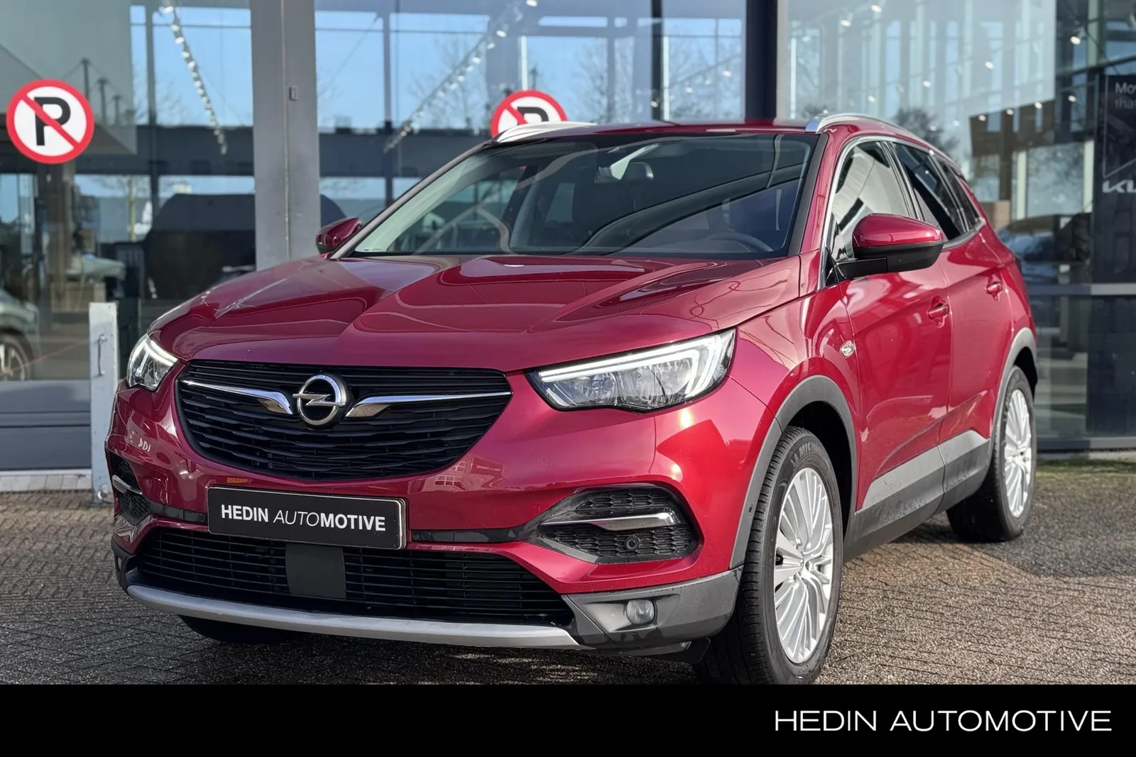 Opel Grandland X (2019) — foto 1