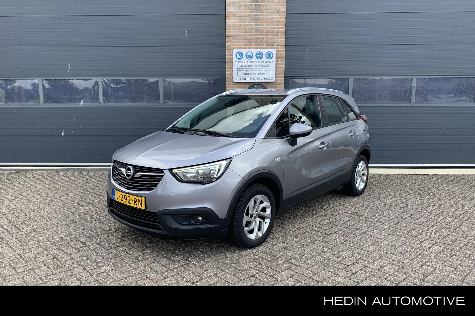 Opel Crossland X (2020) — foto 1