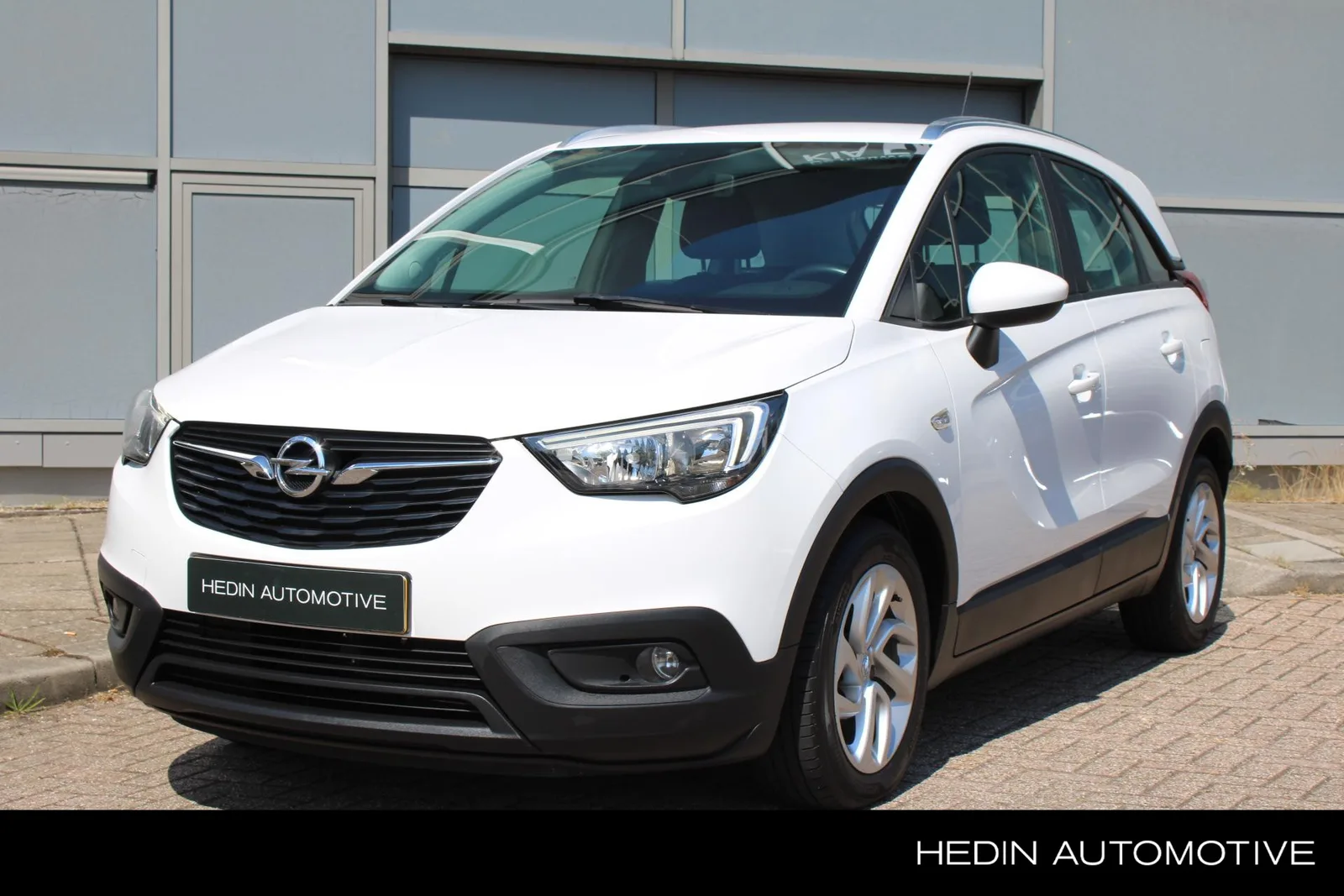 Opel Crossland X (2017) — foto 1