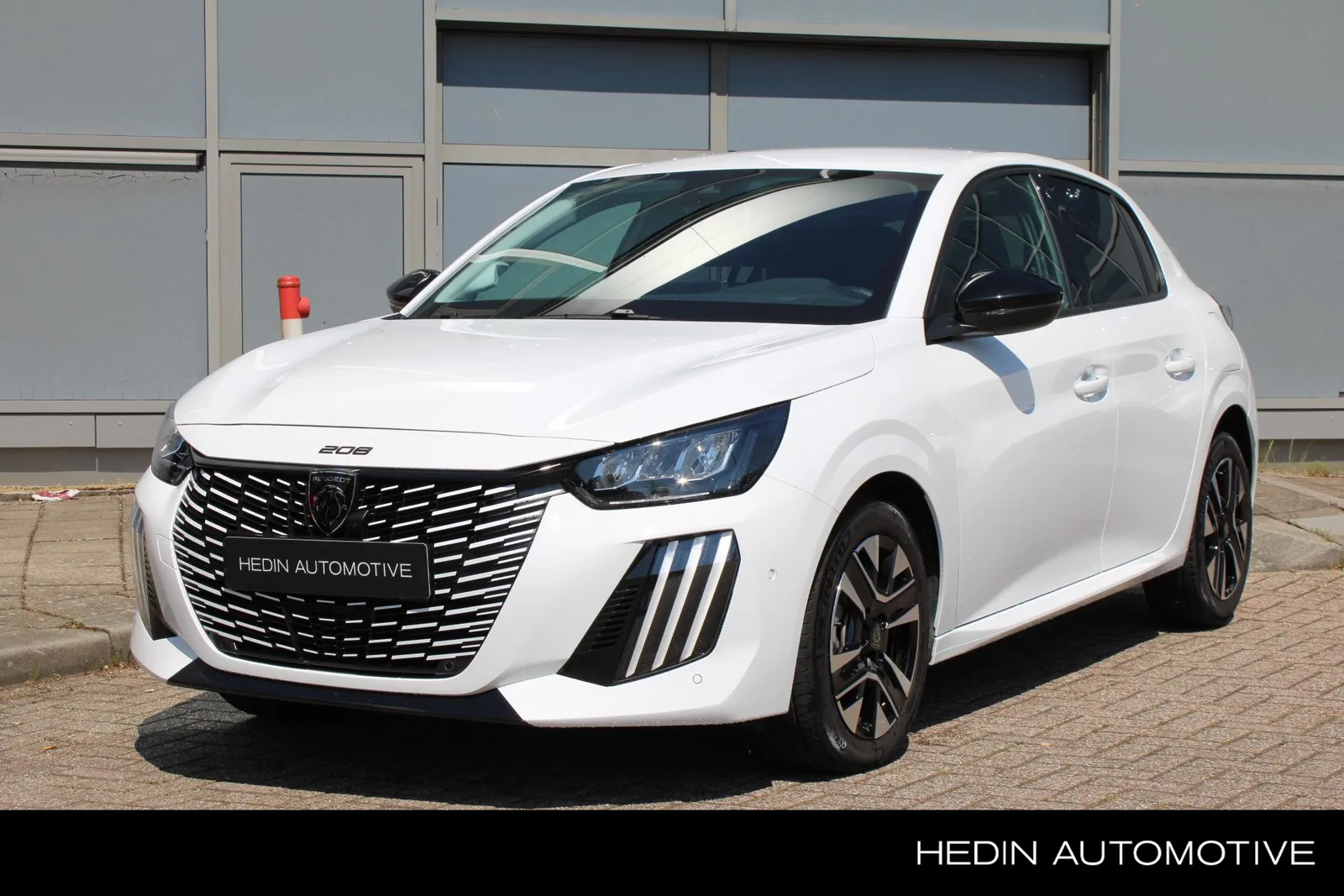 Peugeot 208 (2025) — foto 1