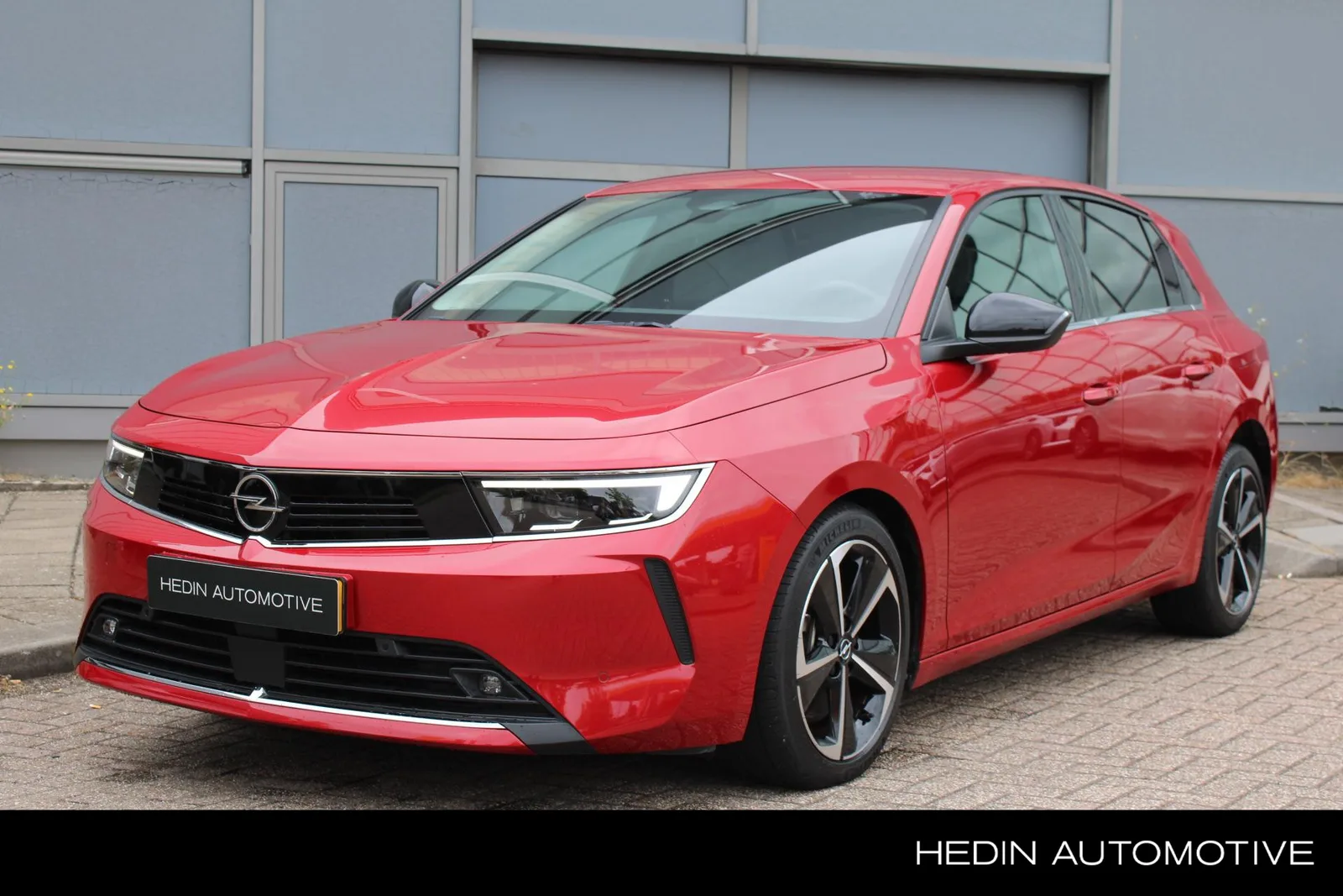 Opel Astra (2022) — foto 1
