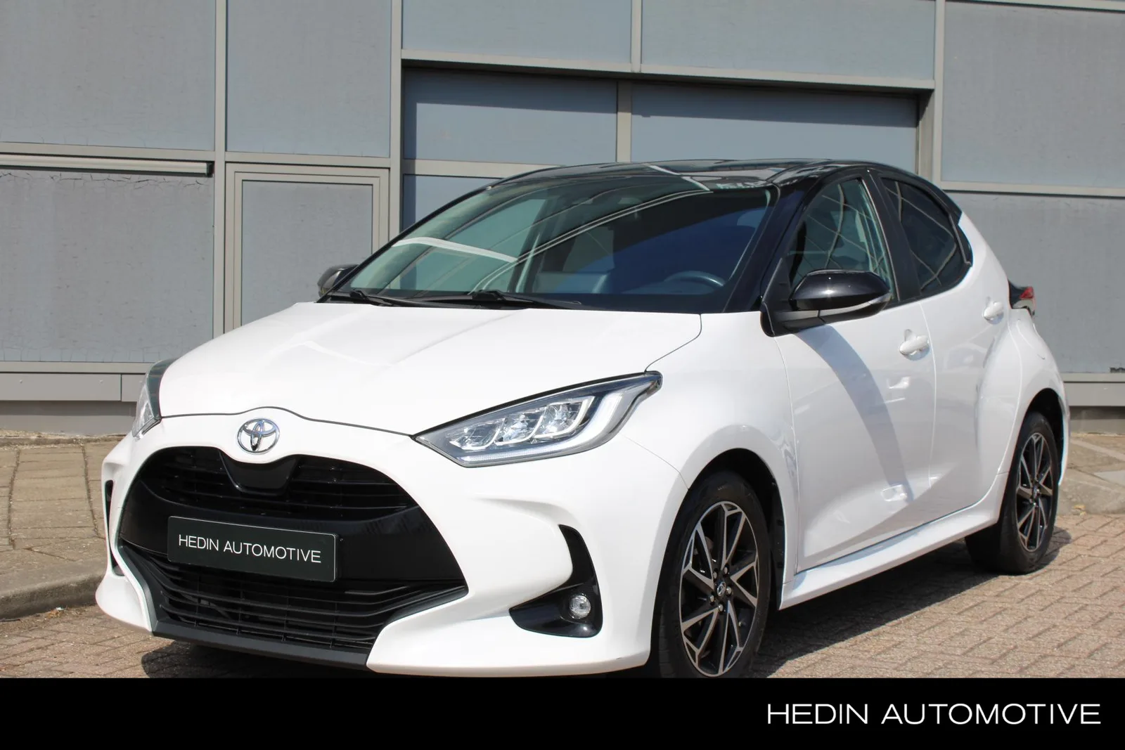 Toyota Yaris (2021) — foto 1