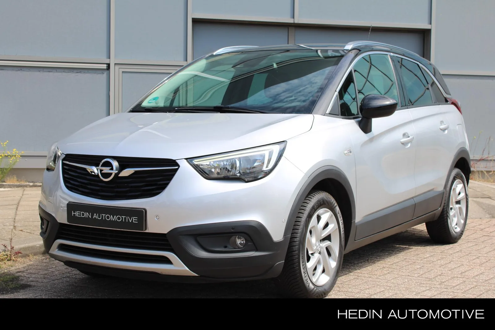 Opel Crossland X (2019) — foto 1