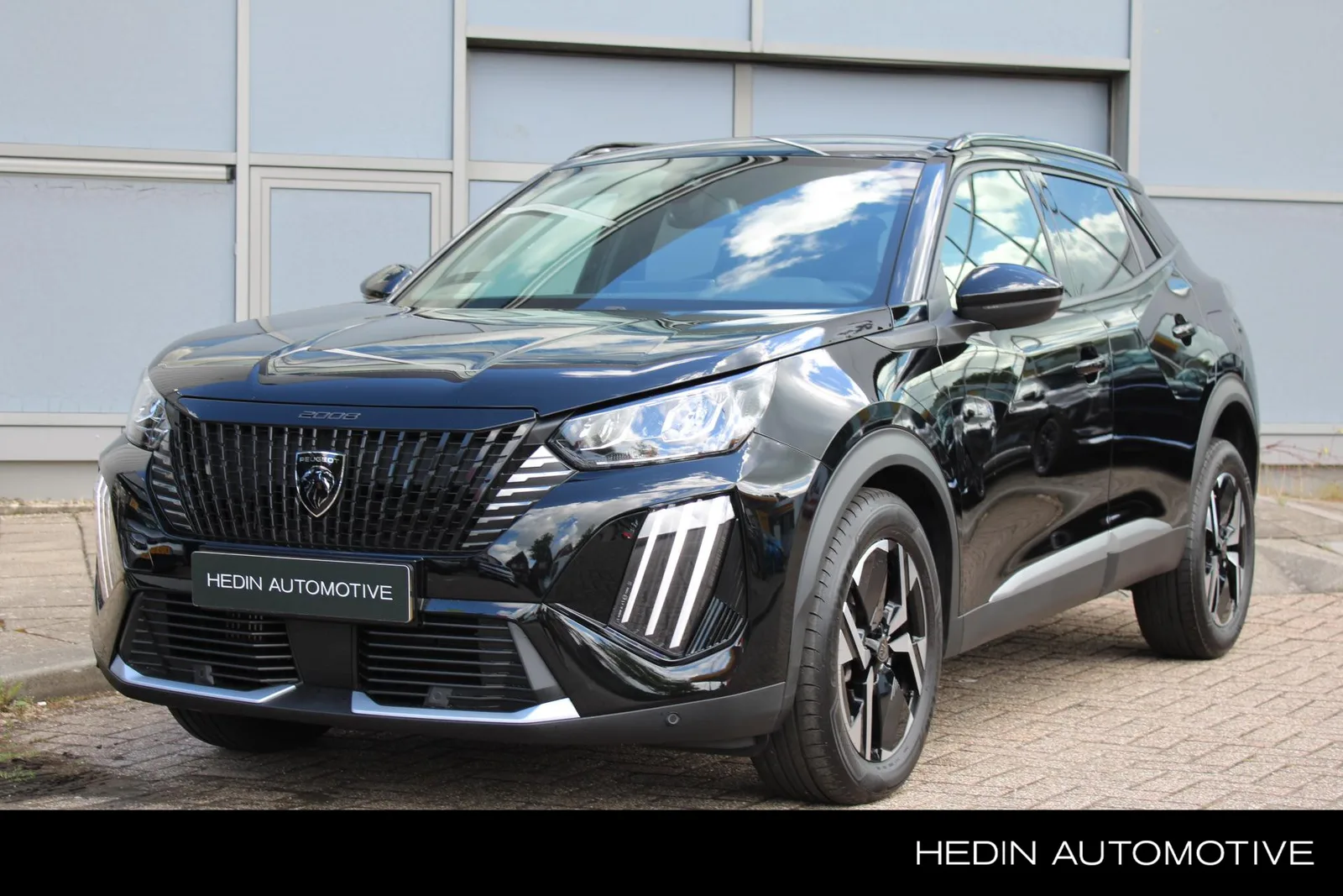 Peugeot 2008 (2025) — foto 1