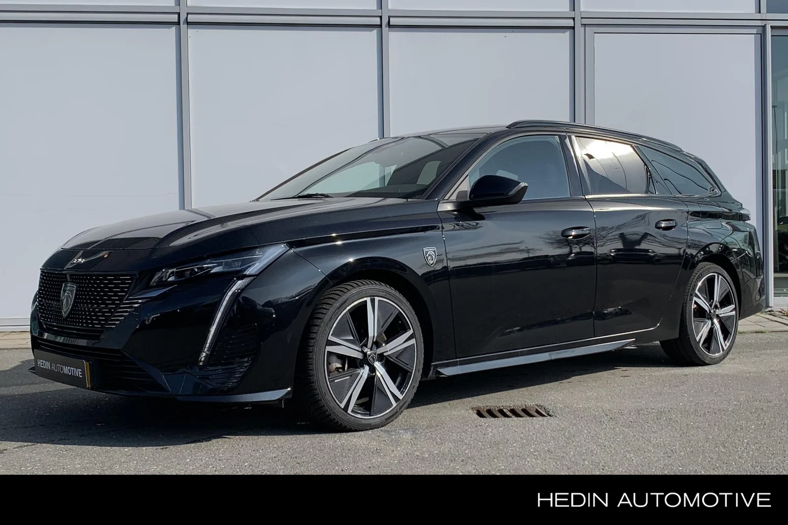 Peugeot 308 (2024) — foto 1
