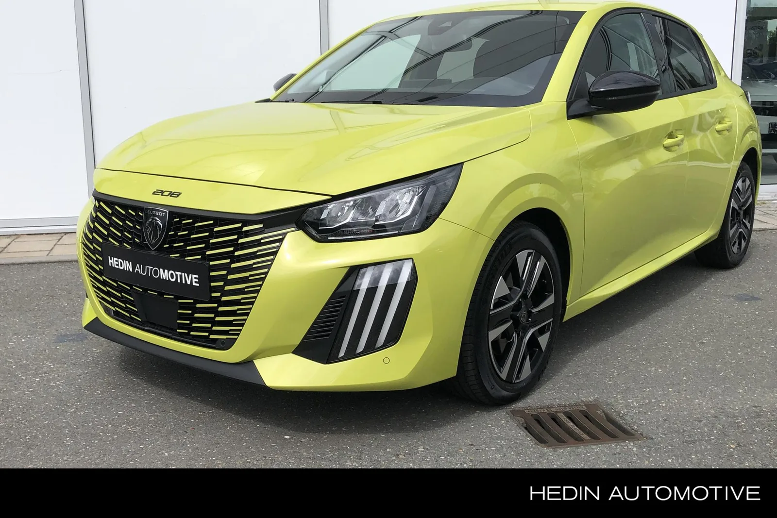 Peugeot 208 (2025) — foto 1