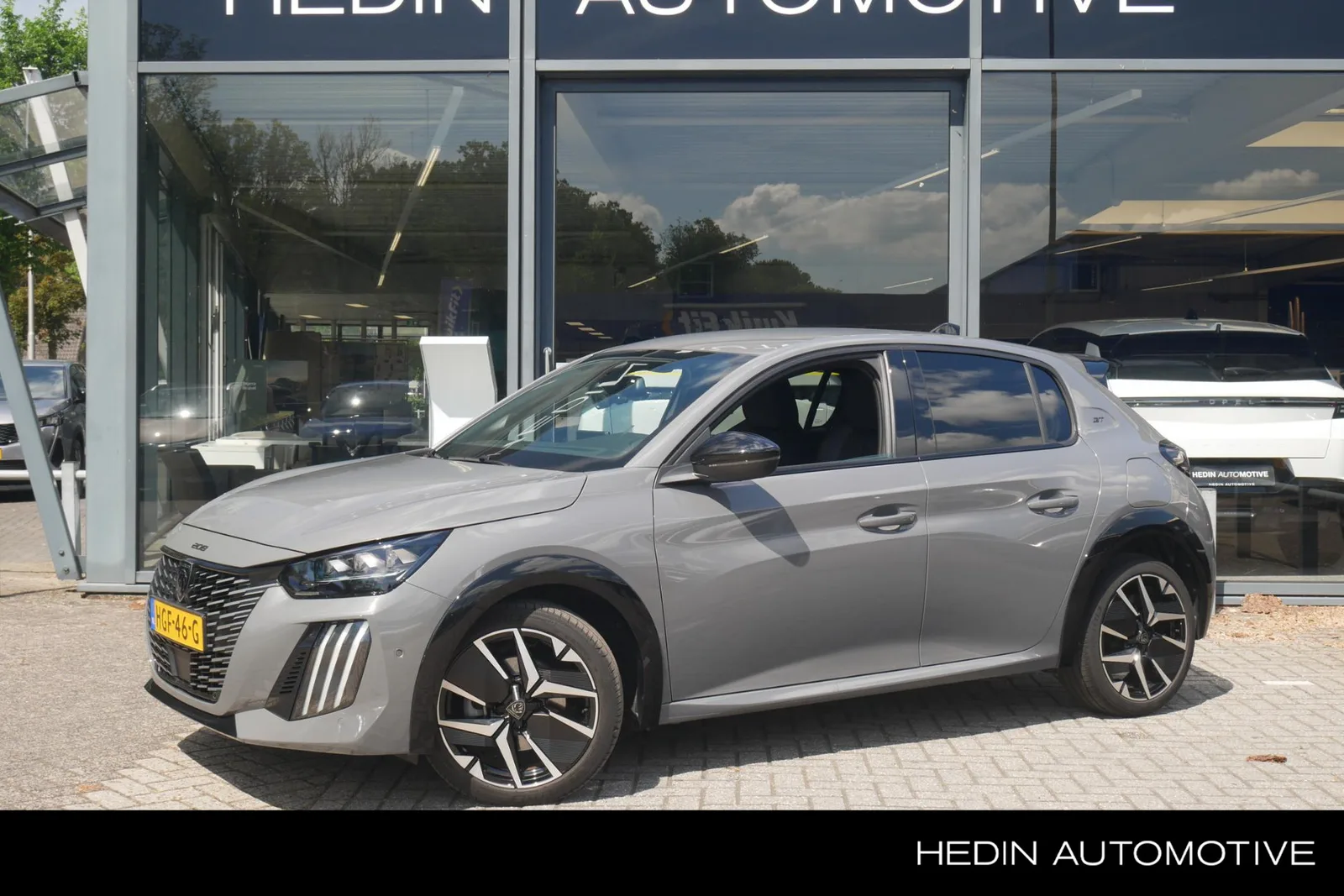 Peugeot 208 (2025) — foto 1