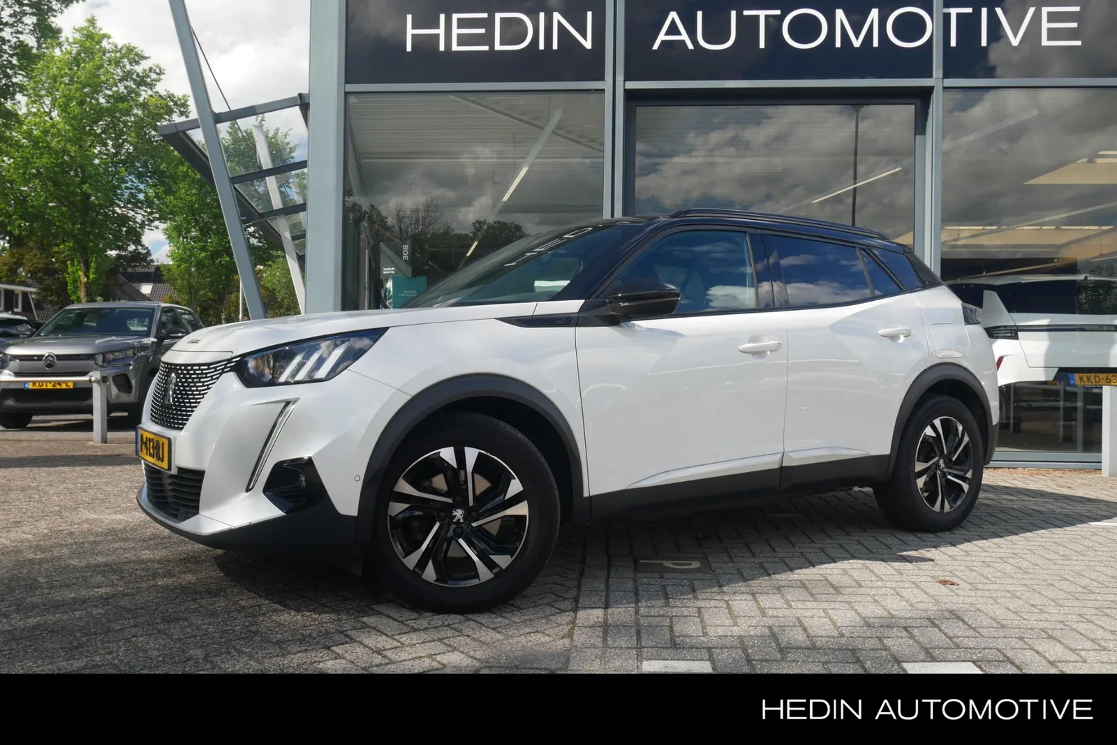 Peugeot e-2008 (2021) — foto 1