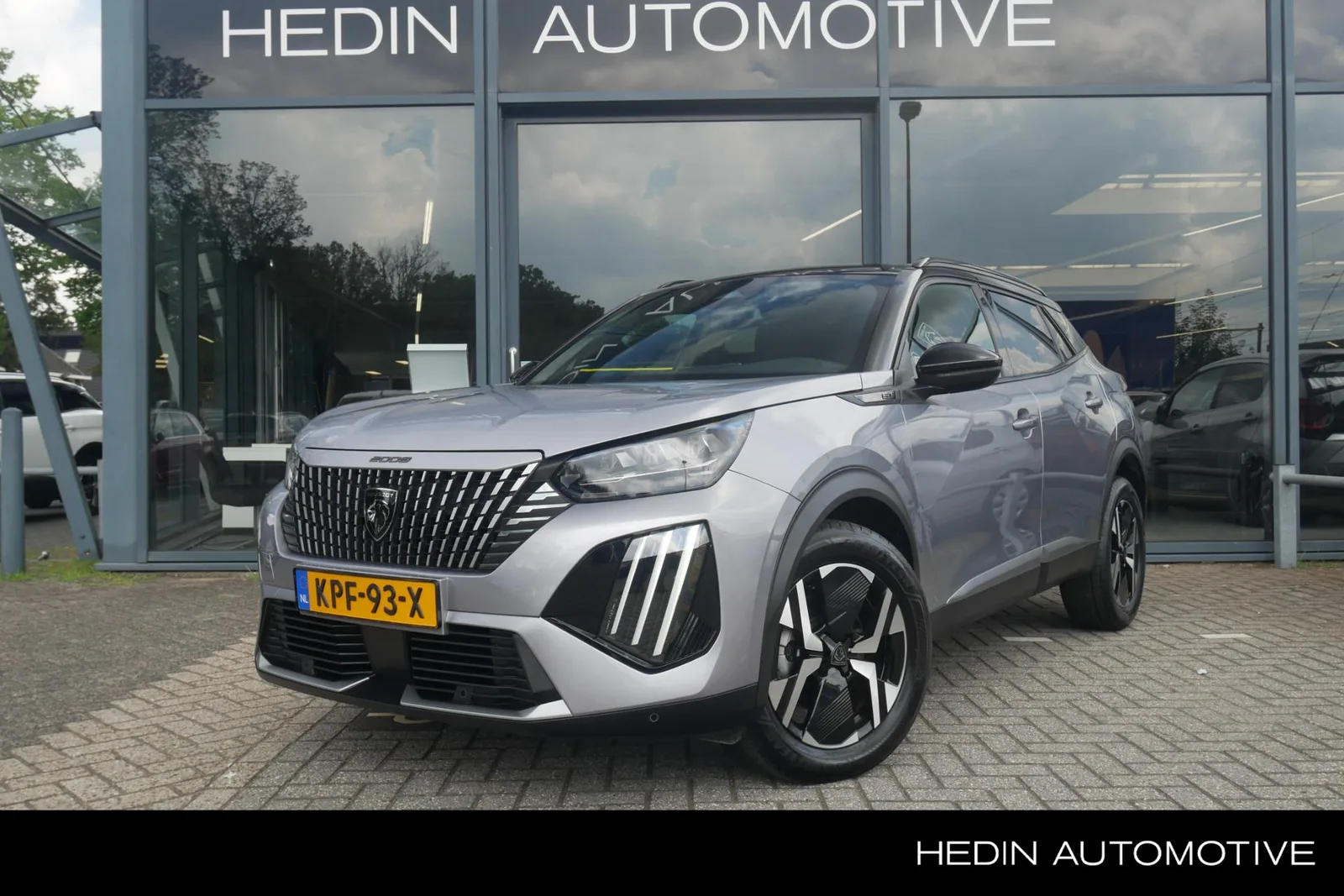 Peugeot 2008 (2025) — foto 1