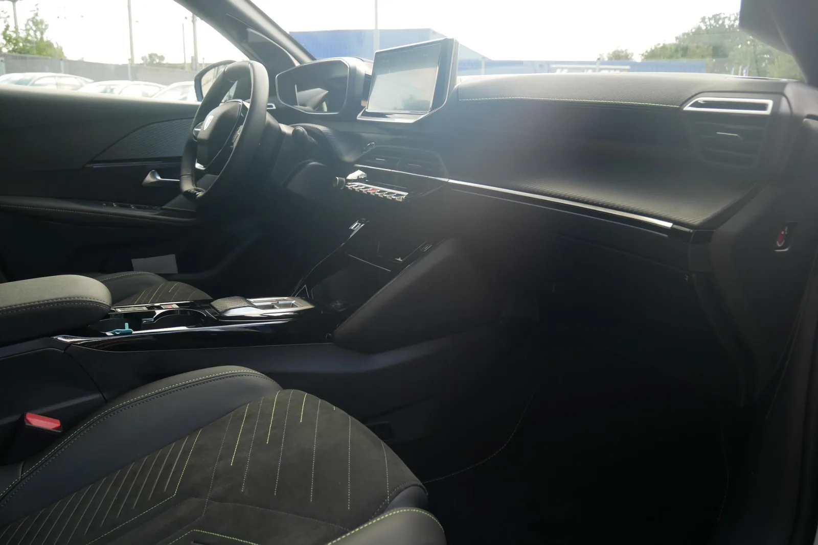 Peugeot 208 (2026) — foto 1