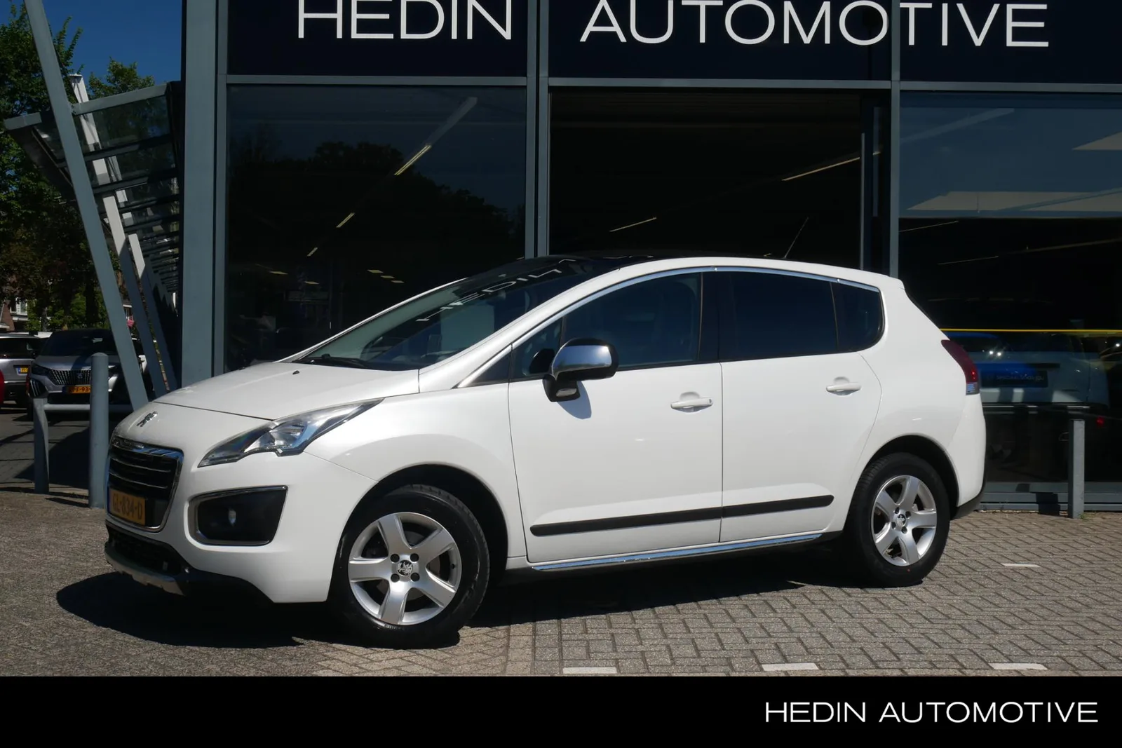Peugeot 3008 (2015) — foto 1