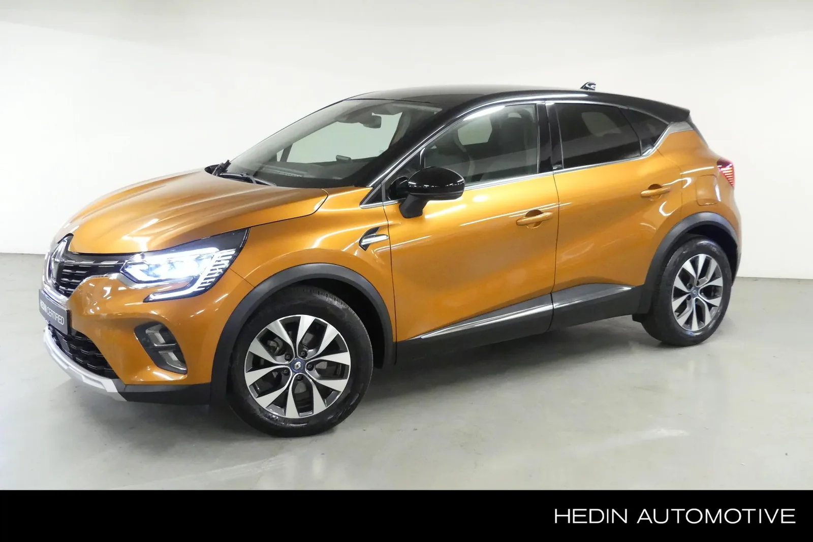Renault Captur (2021) — foto 1
