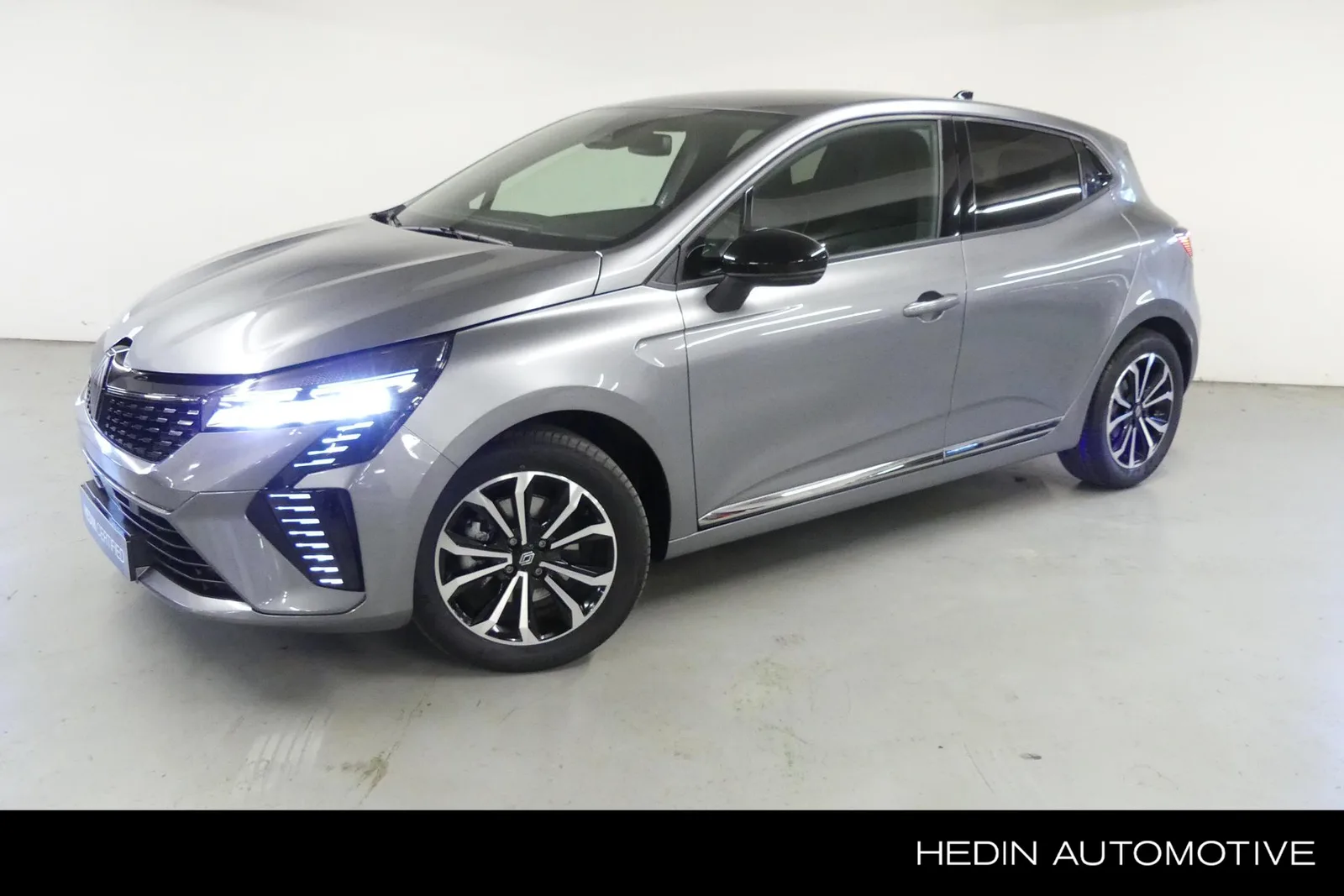 Renault Clio (2025) — foto 1