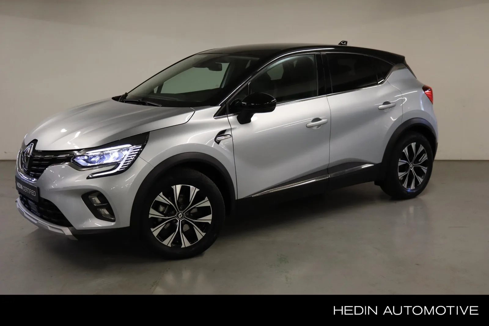 Renault Captur (2023) — foto 1