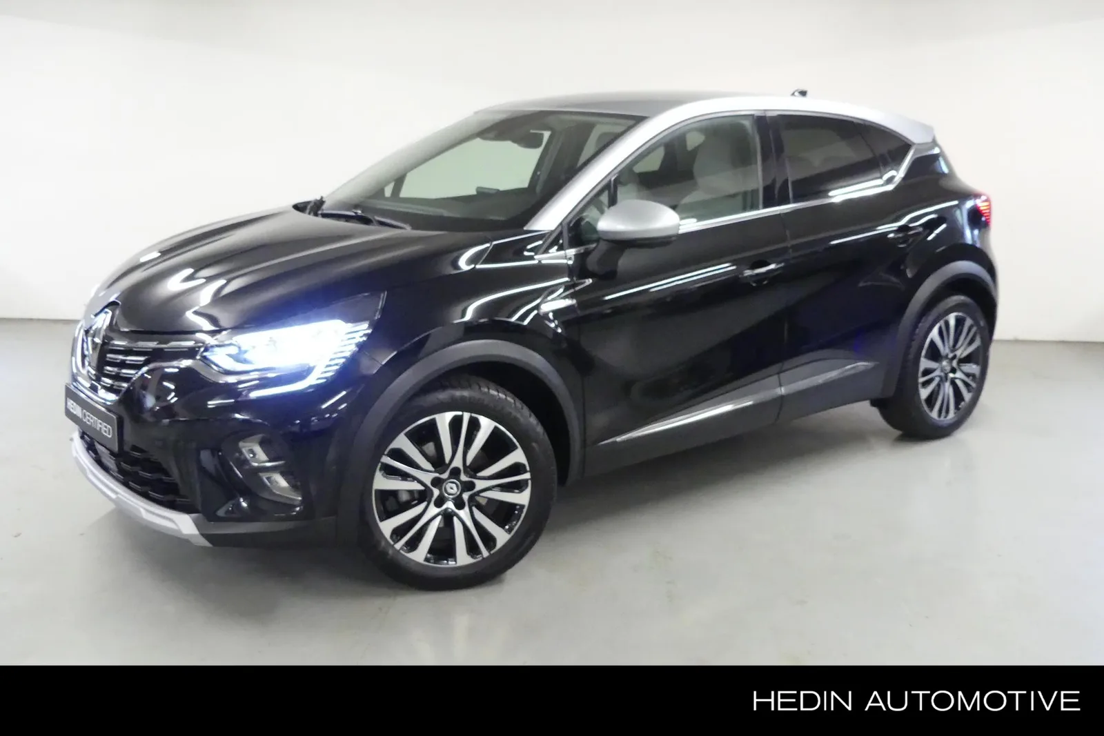 Renault Captur (2023) — foto 1
