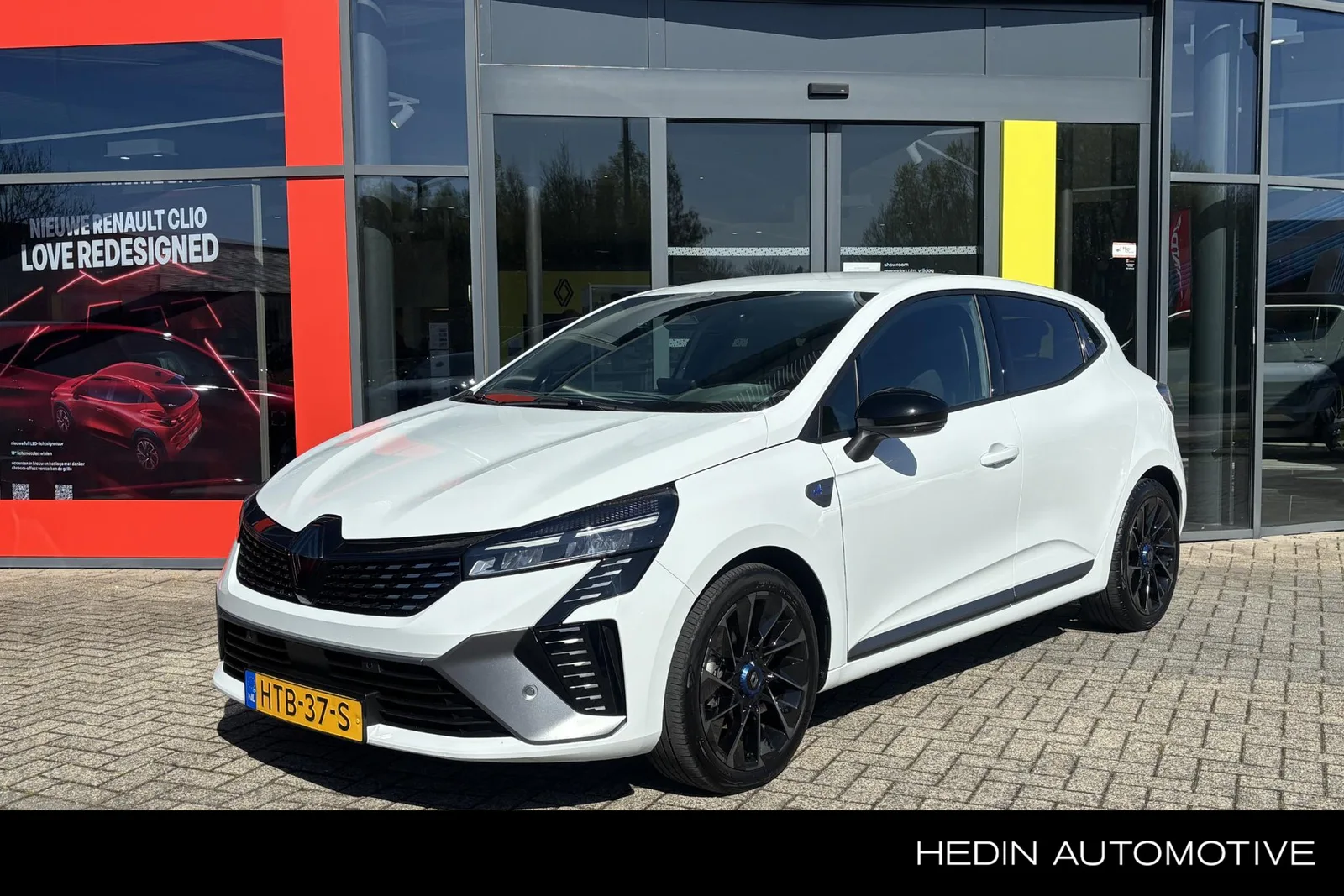 Renault Clio (2025) — foto 1