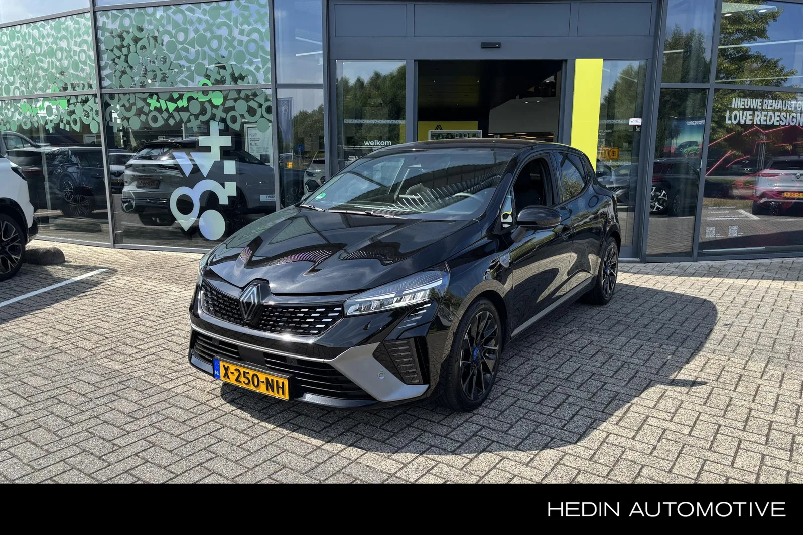 Renault Clio (2023) — foto 1