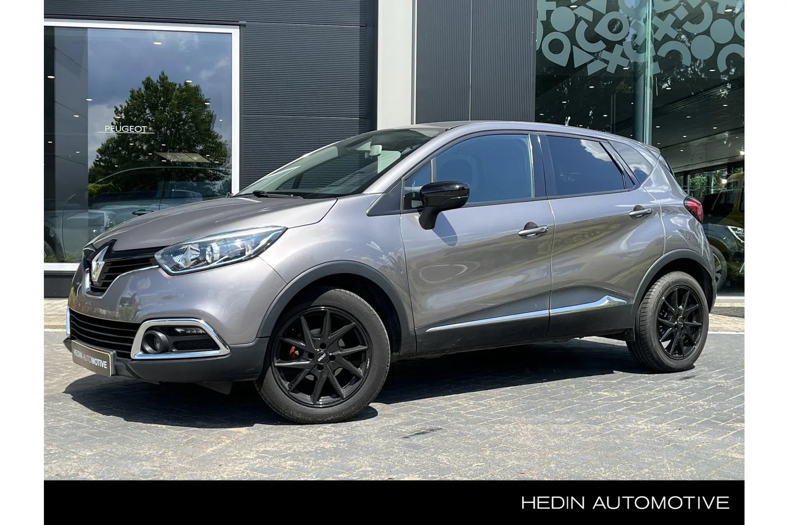 Renault Captur (2015) — foto 1