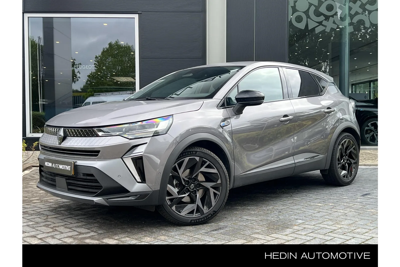 Renault Captur (2025) — foto 1