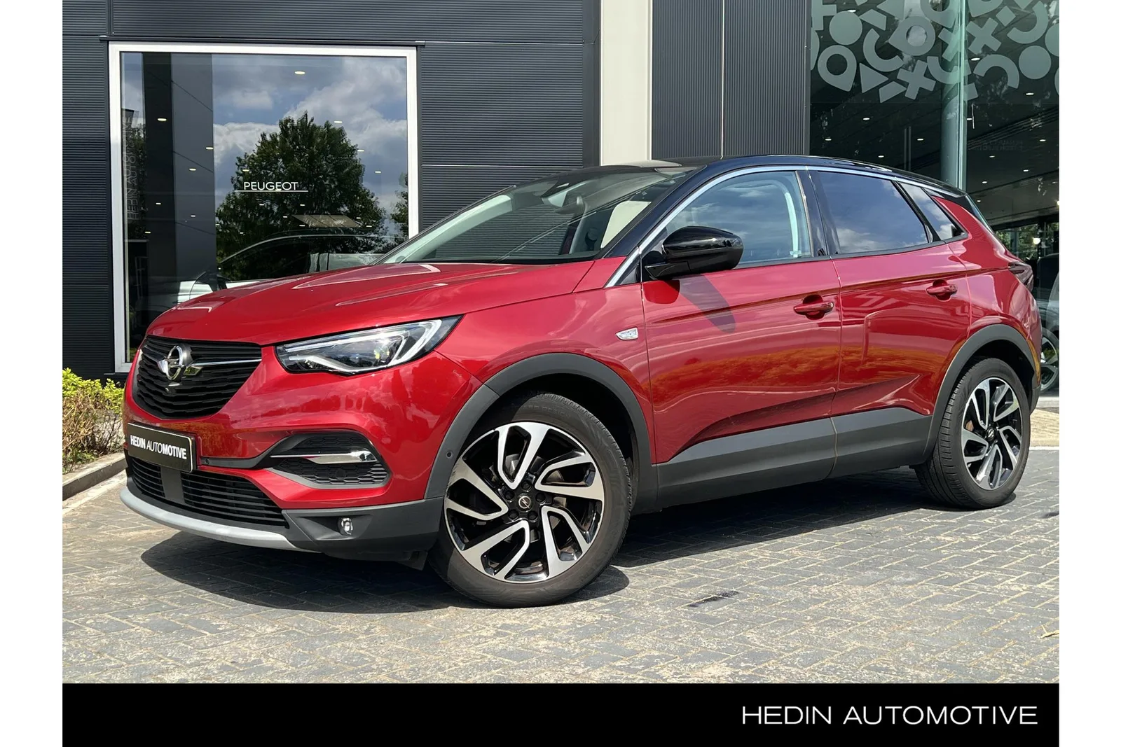 Opel Grandland X (2018) — foto 1