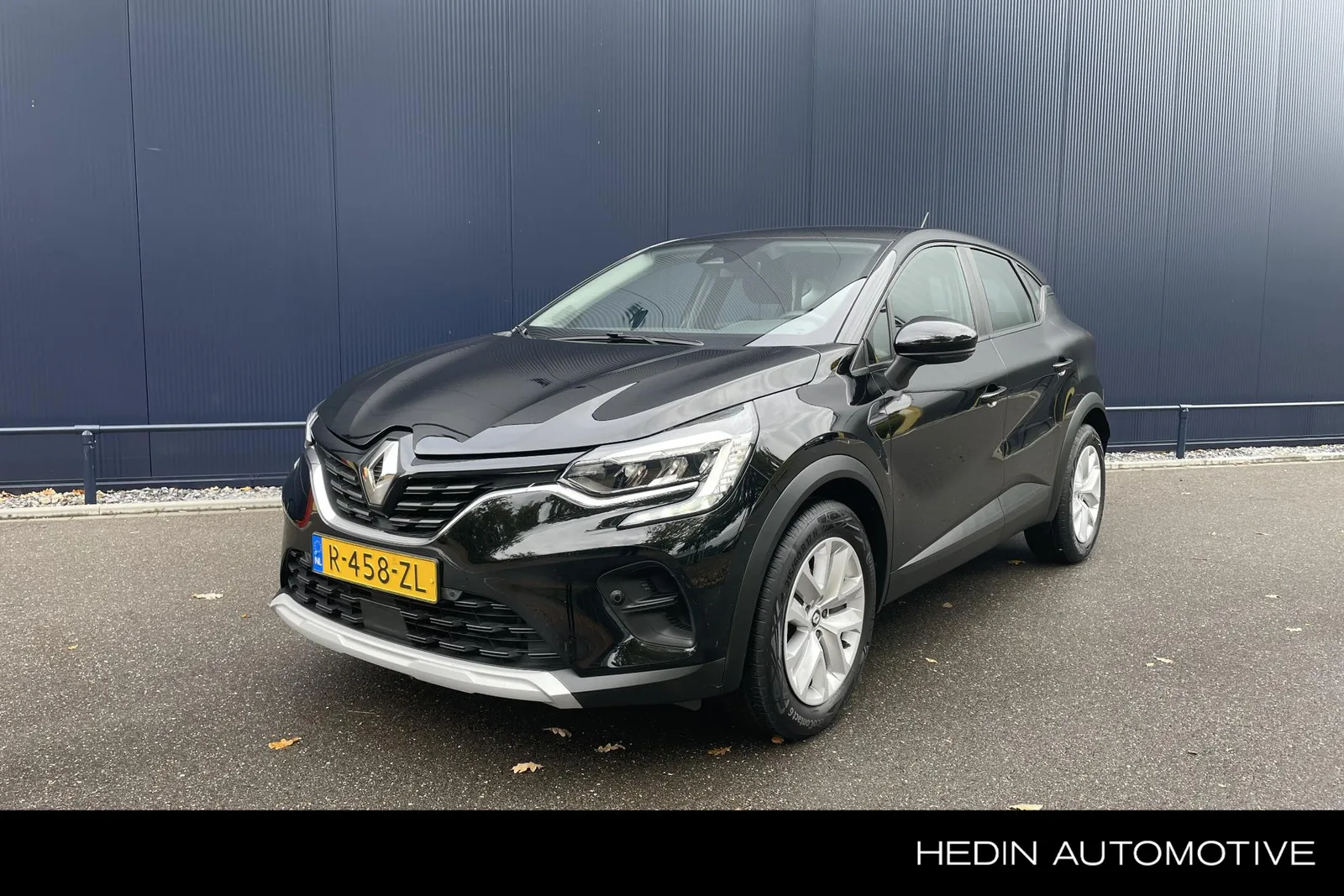 Renault Captur (2022) — foto 1