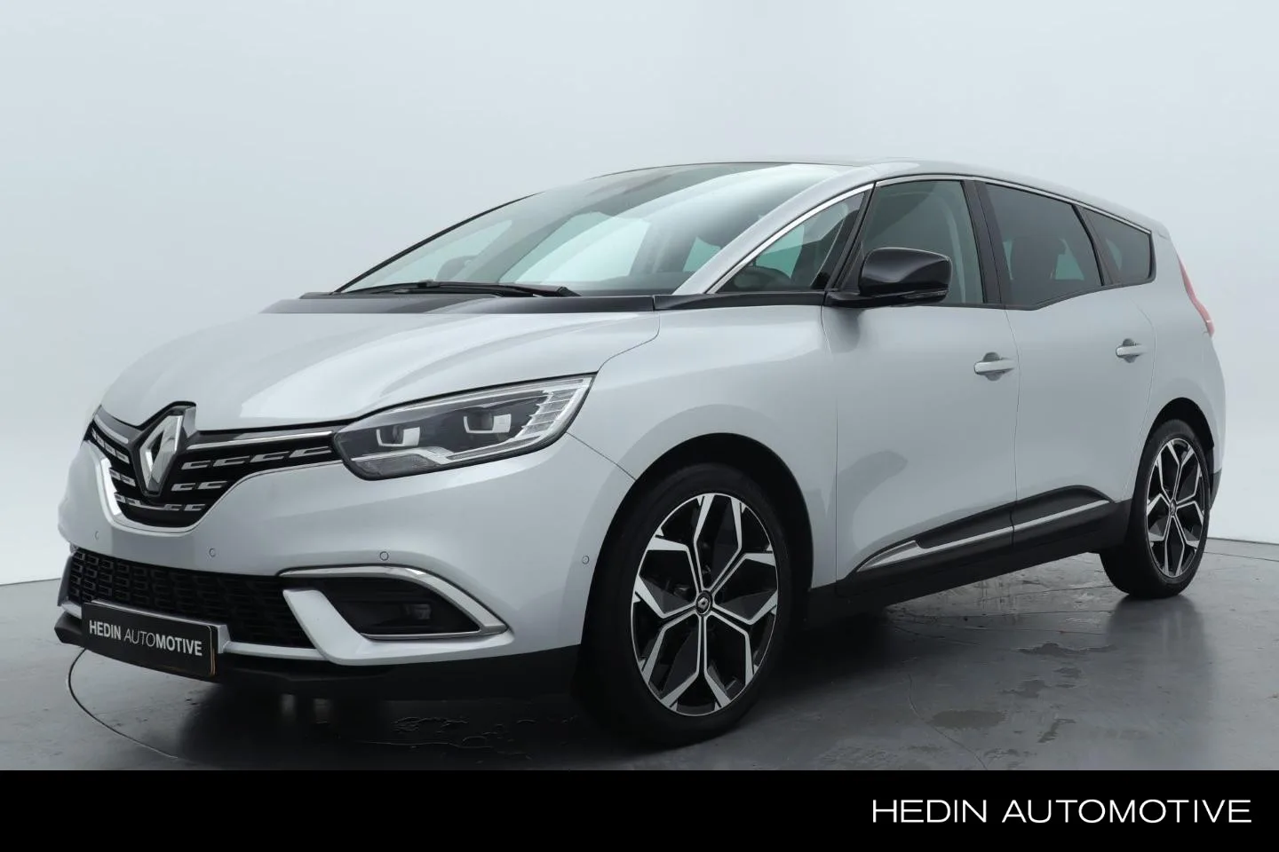 Renault Grand Scénic (2022) — foto 1