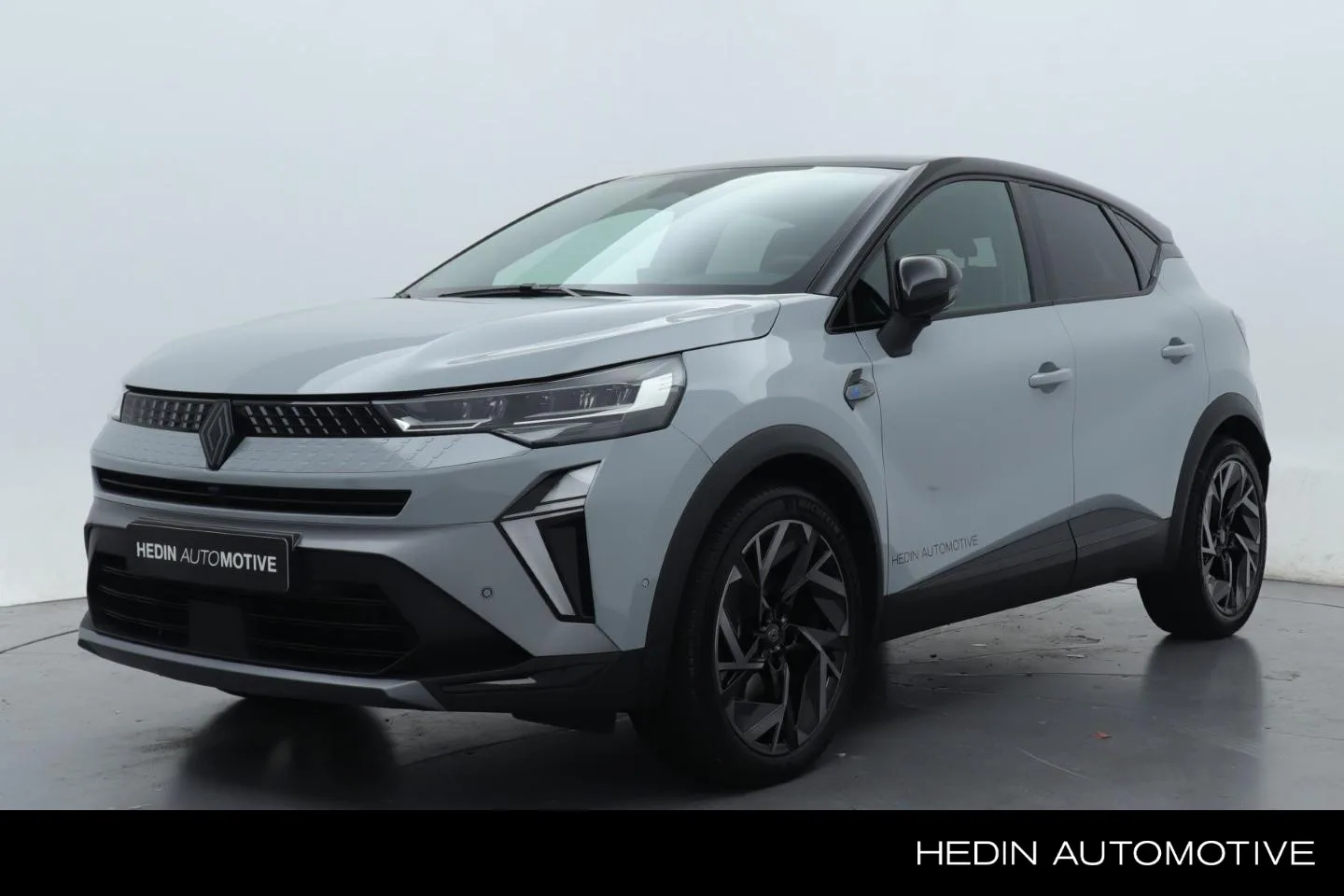 Renault Captur (2025) — foto 1