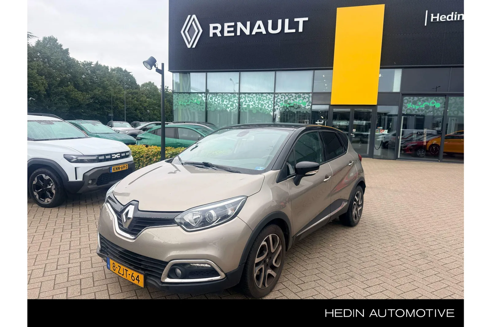 Renault Captur (2015) — foto 1