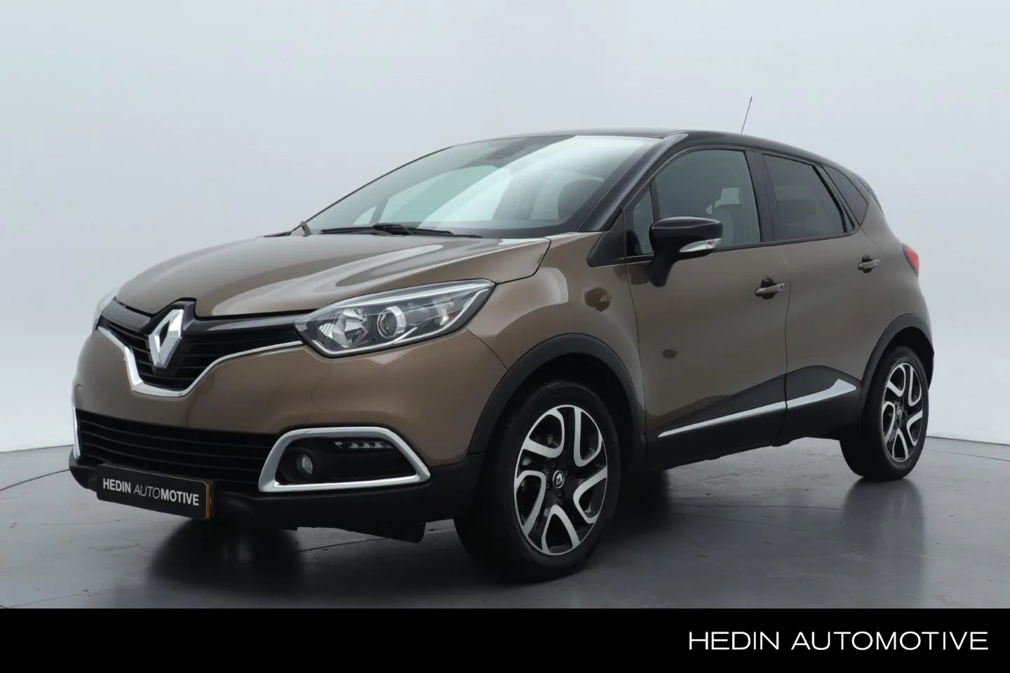 Renault Captur (2017) — foto 1