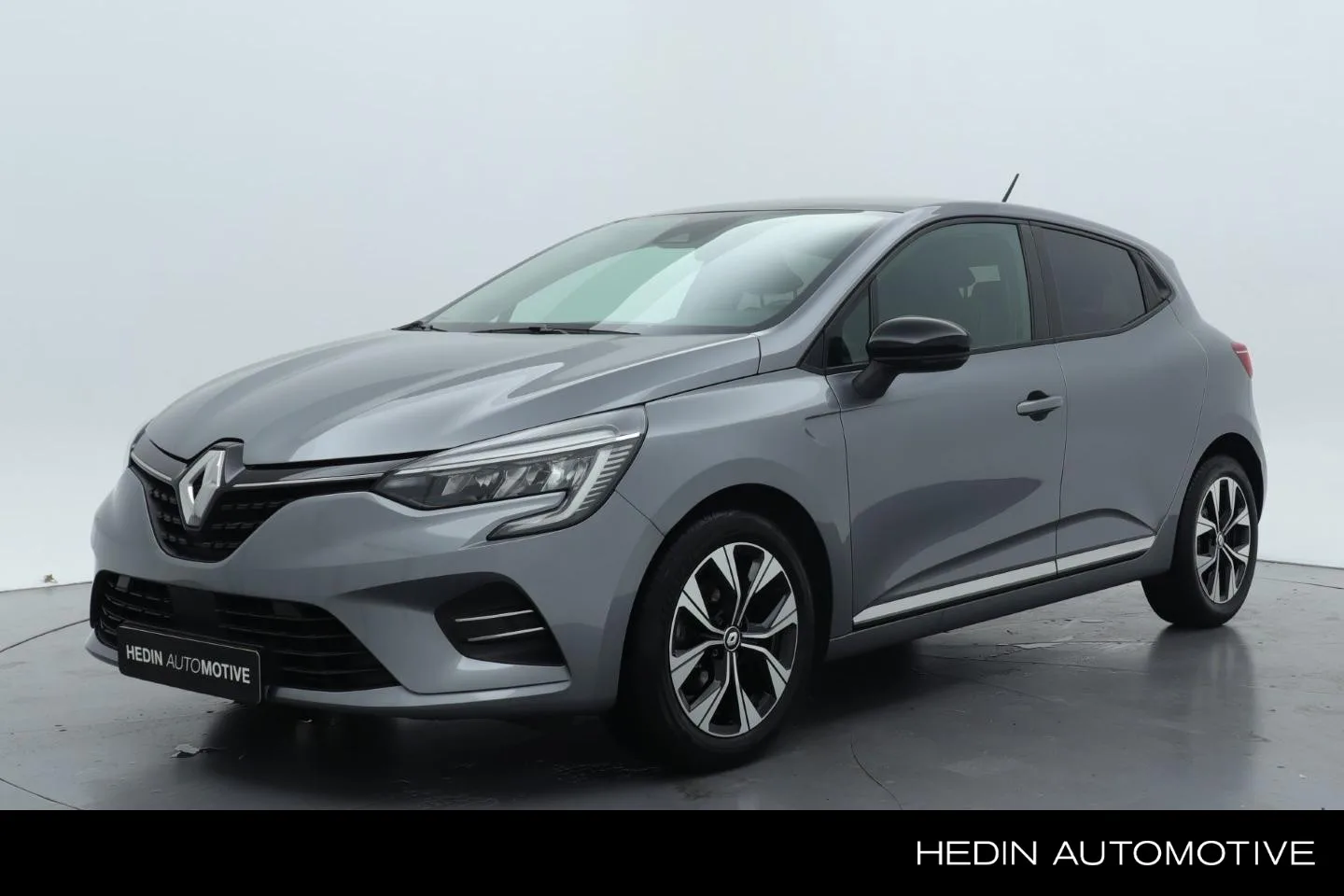 Renault Clio (2022) — foto 1