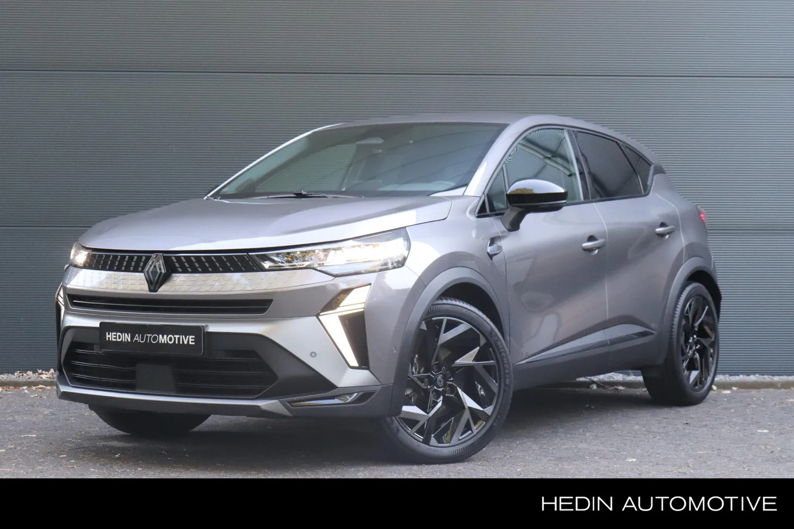 Renault Captur (2025) — foto 1