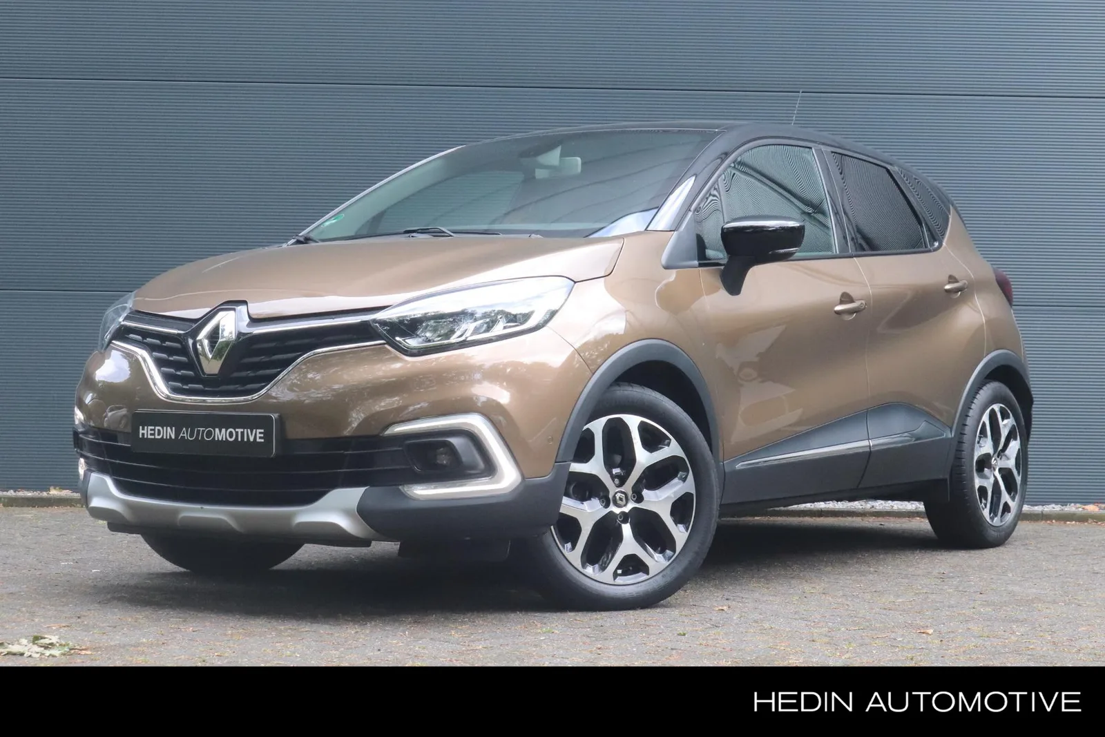 Renault Captur (2018) — foto 1