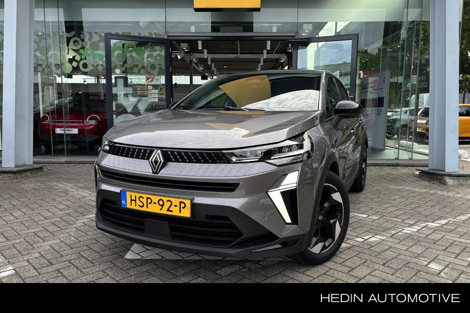 Renault Captur (2025) — foto 1