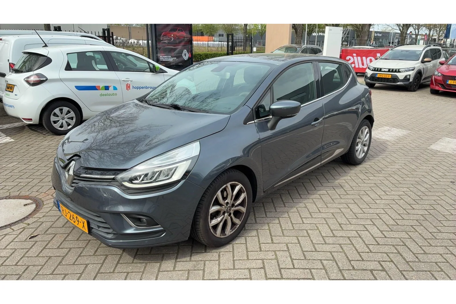 Renault Clio (2017) — foto 1