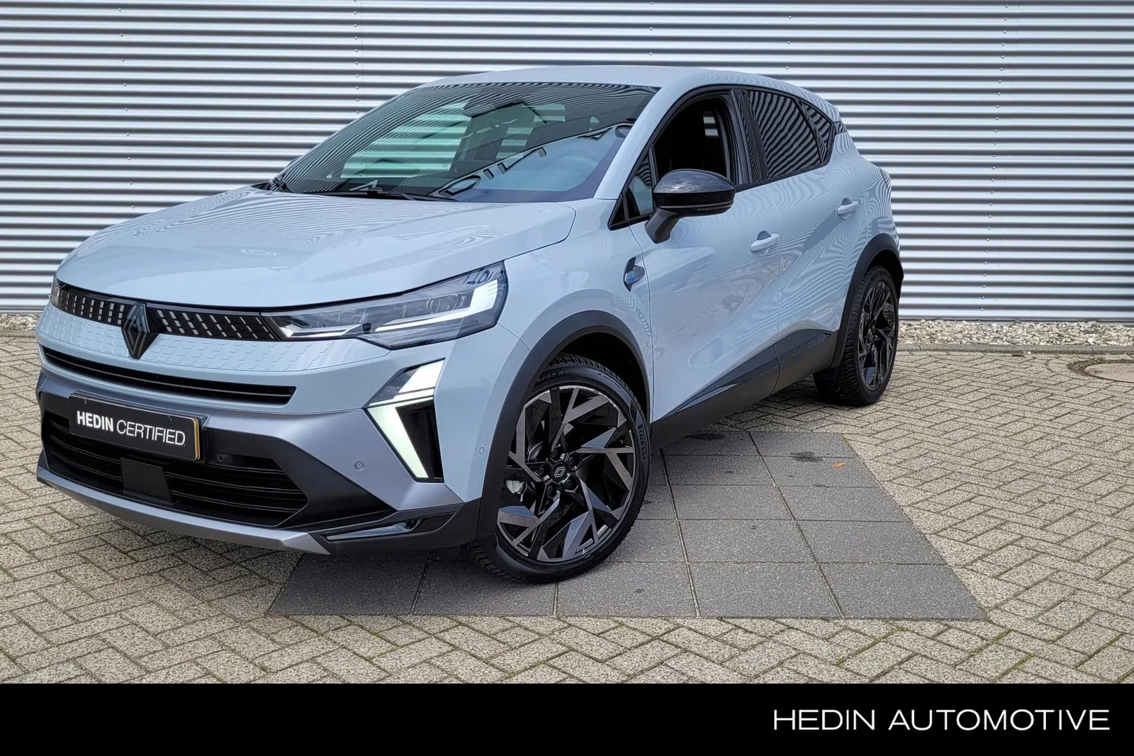 Renault Captur (2025) — foto 1
