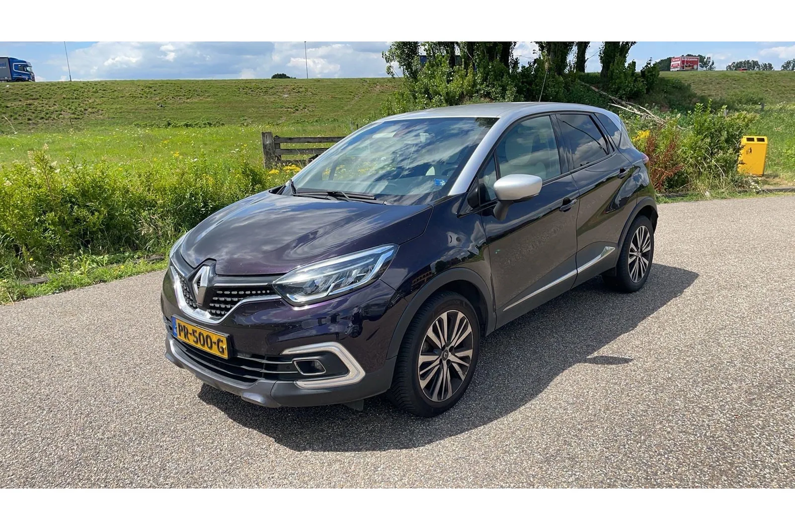 Renault Captur (2017) — foto 1