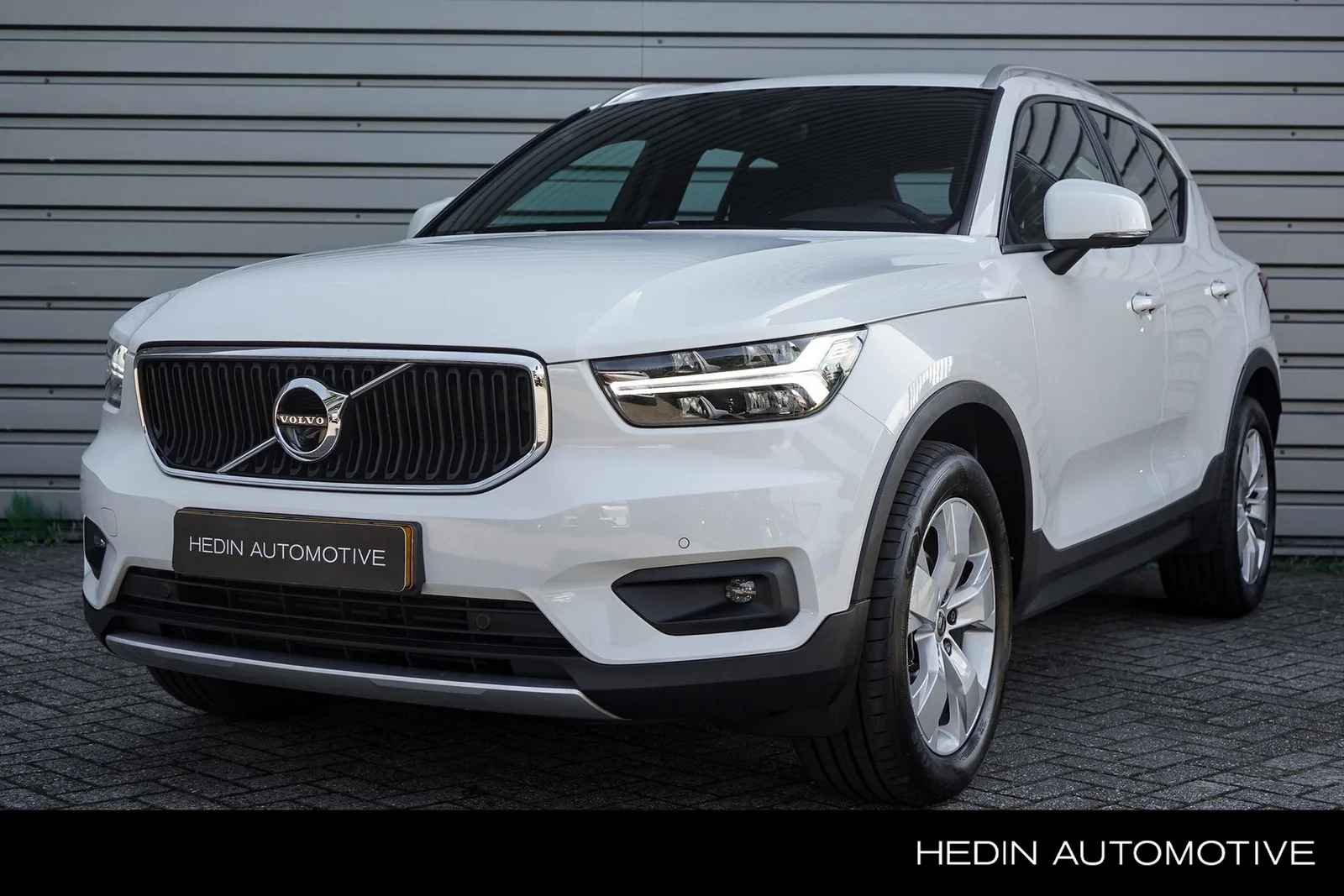Volvo XC40 (2020) — foto 1