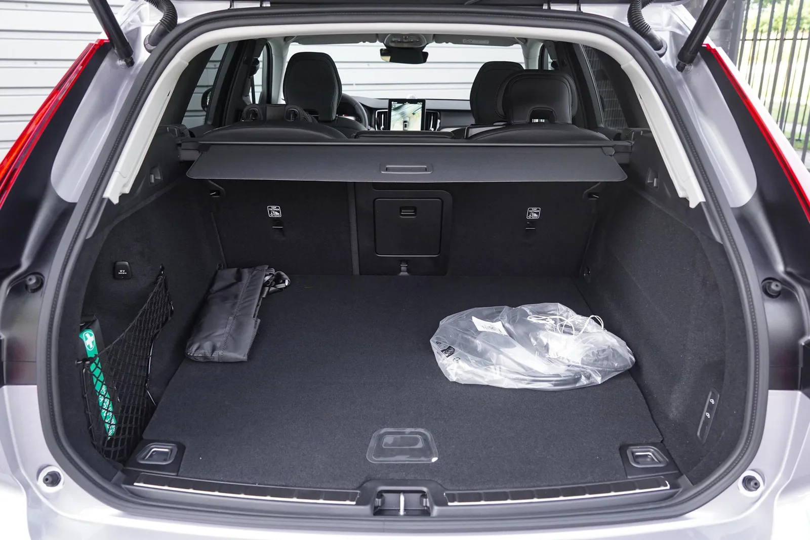 Volvo XC60 (2025) — foto 1