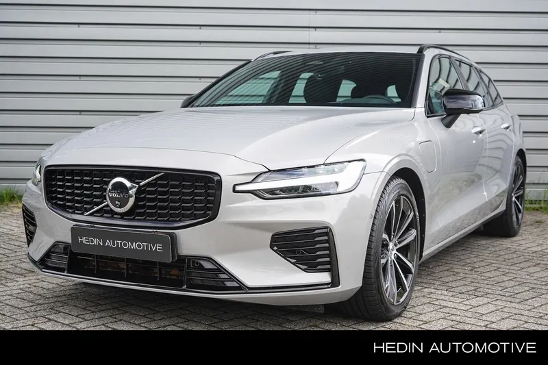 Volvo V60 (2025)