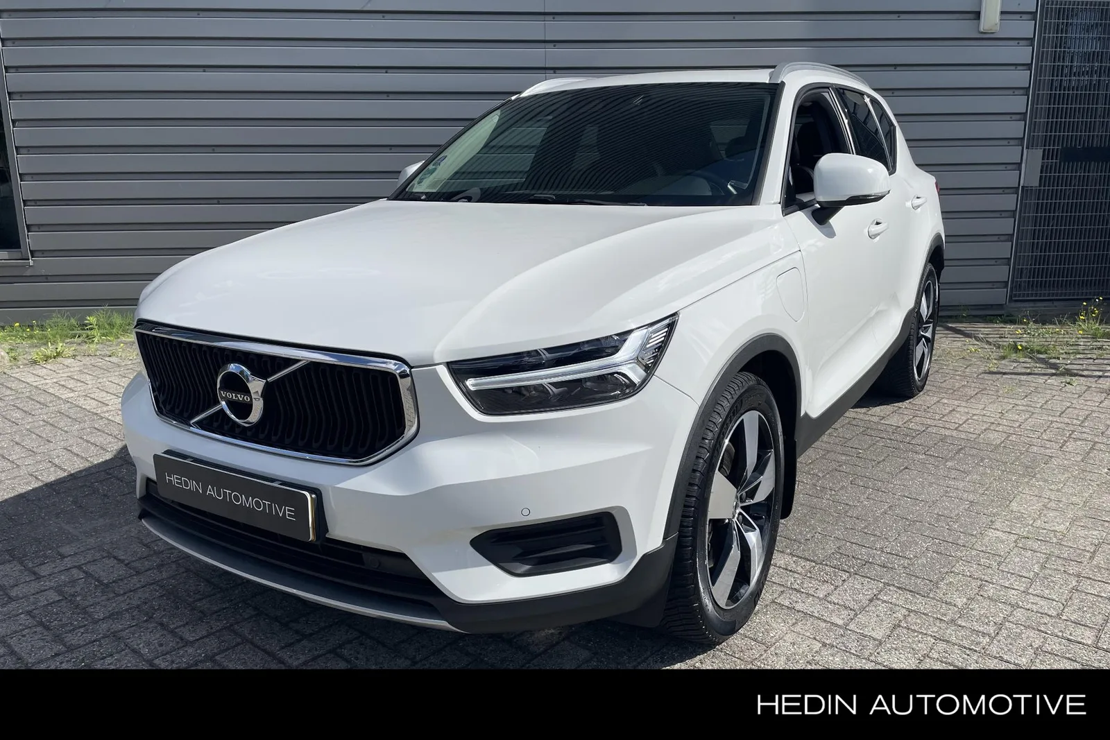 Volvo XC40 (2020) — foto 1