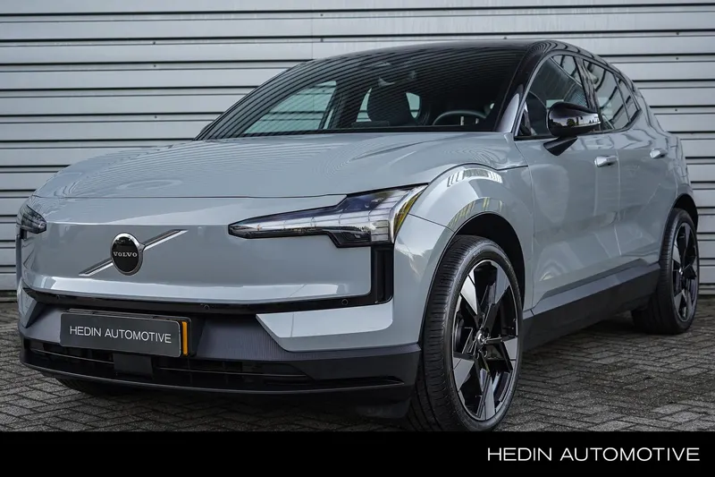 Volvo EX30 (2024)