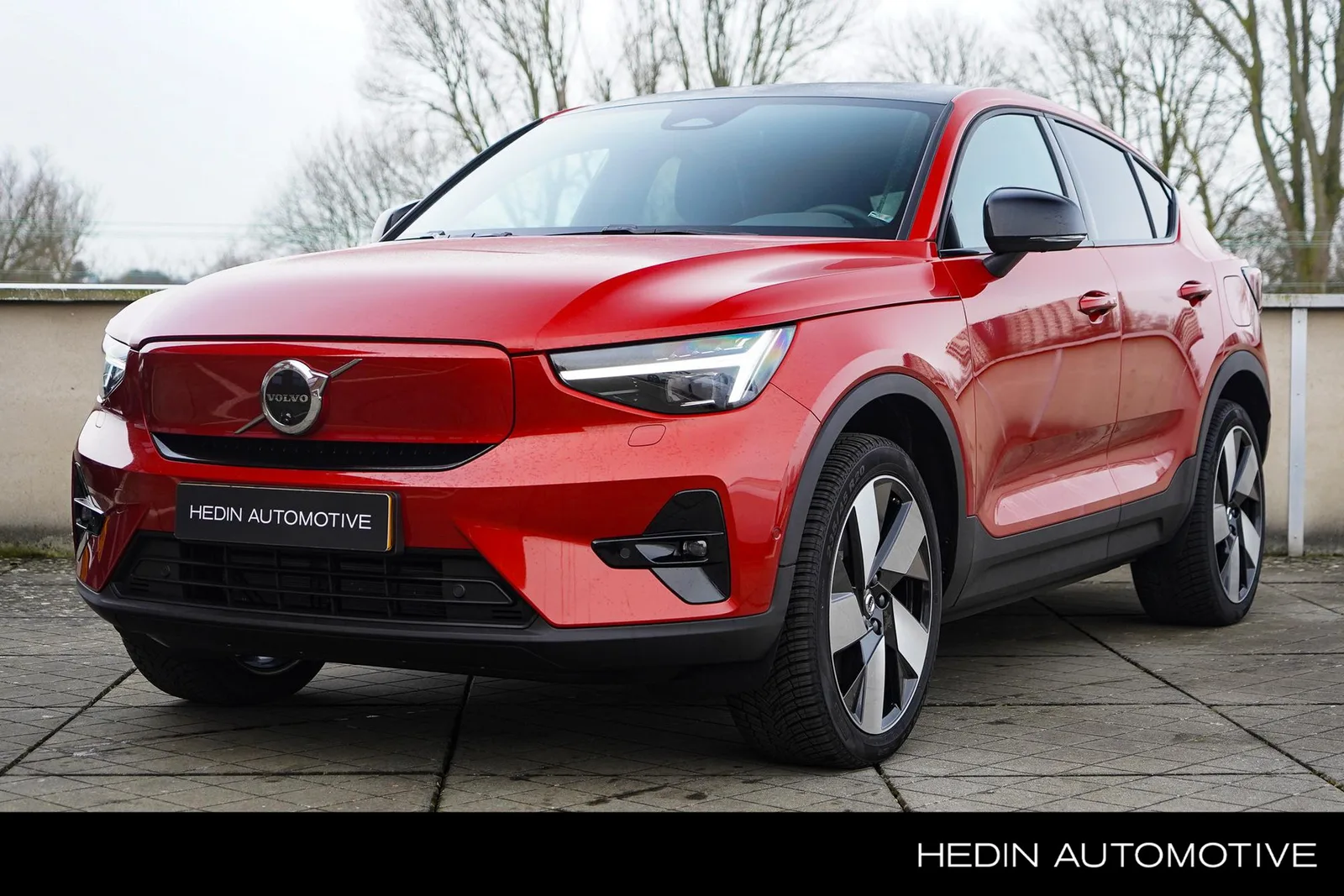 Volvo C40 (2025) — foto 1