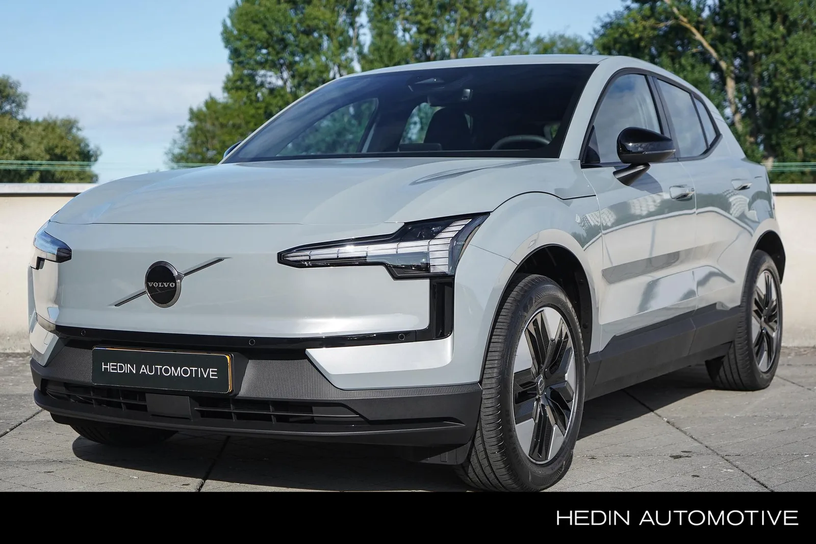 Volvo EX30 (2026) — foto 1