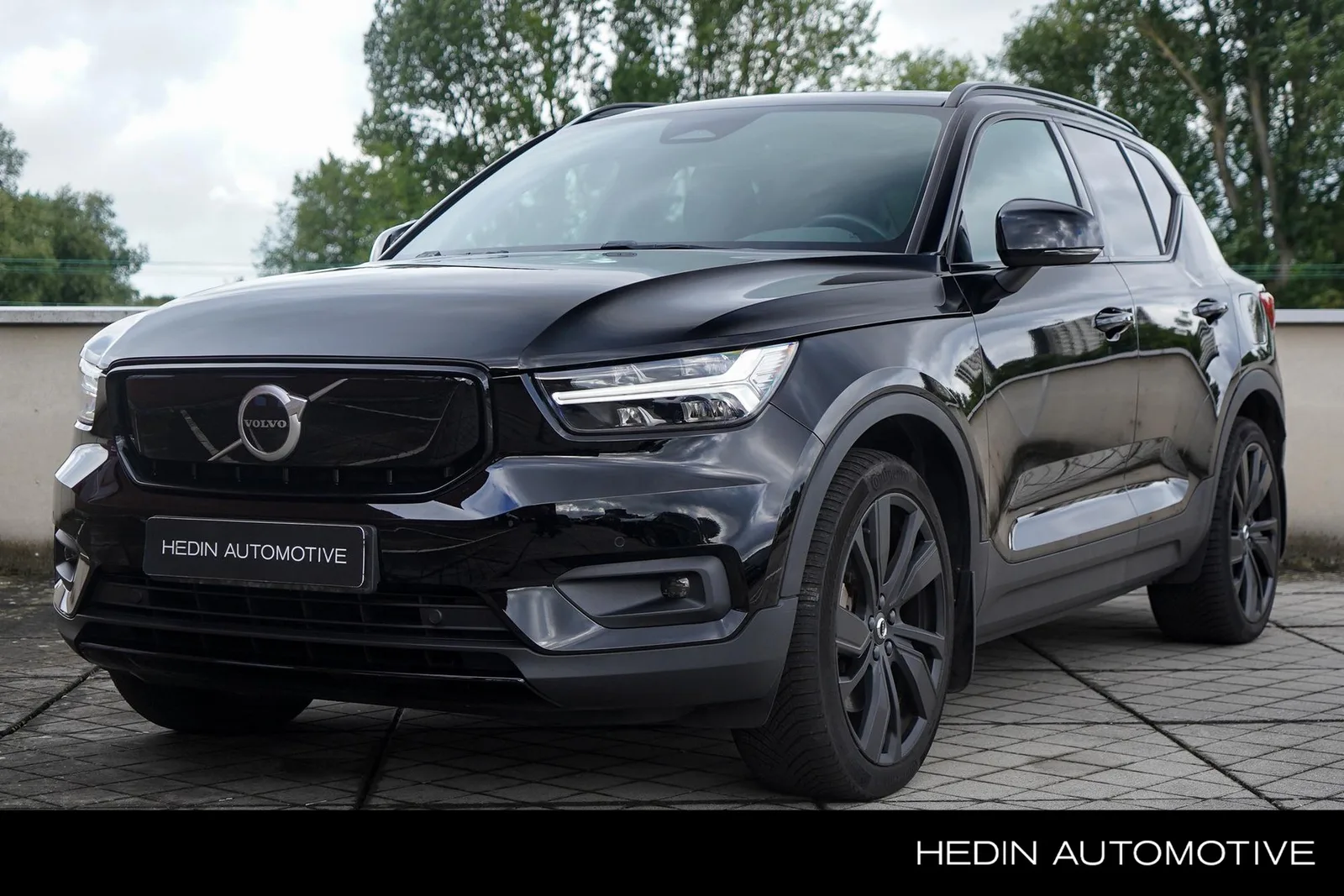 Volvo XC40 (2021) — foto 1