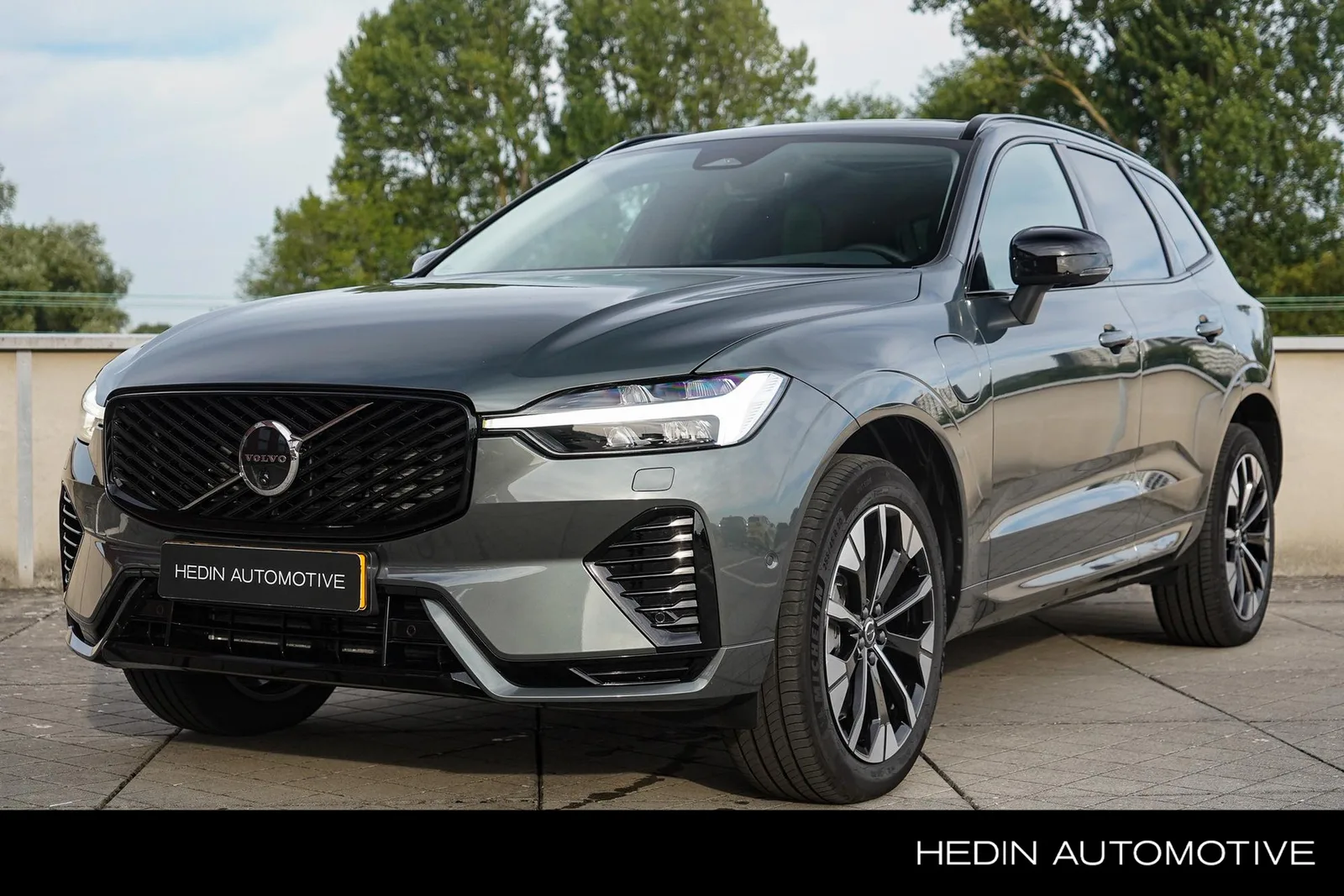 Volvo XC60 (2026) — foto 1
