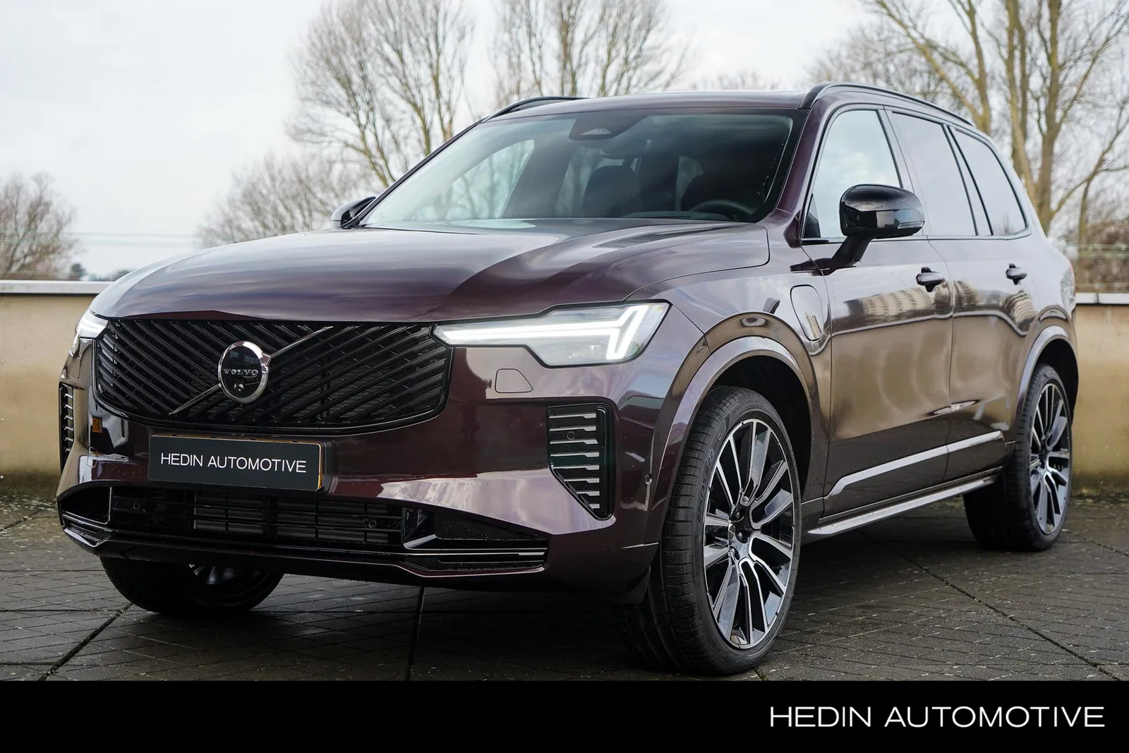 Volvo XC90 (2025) — foto 1