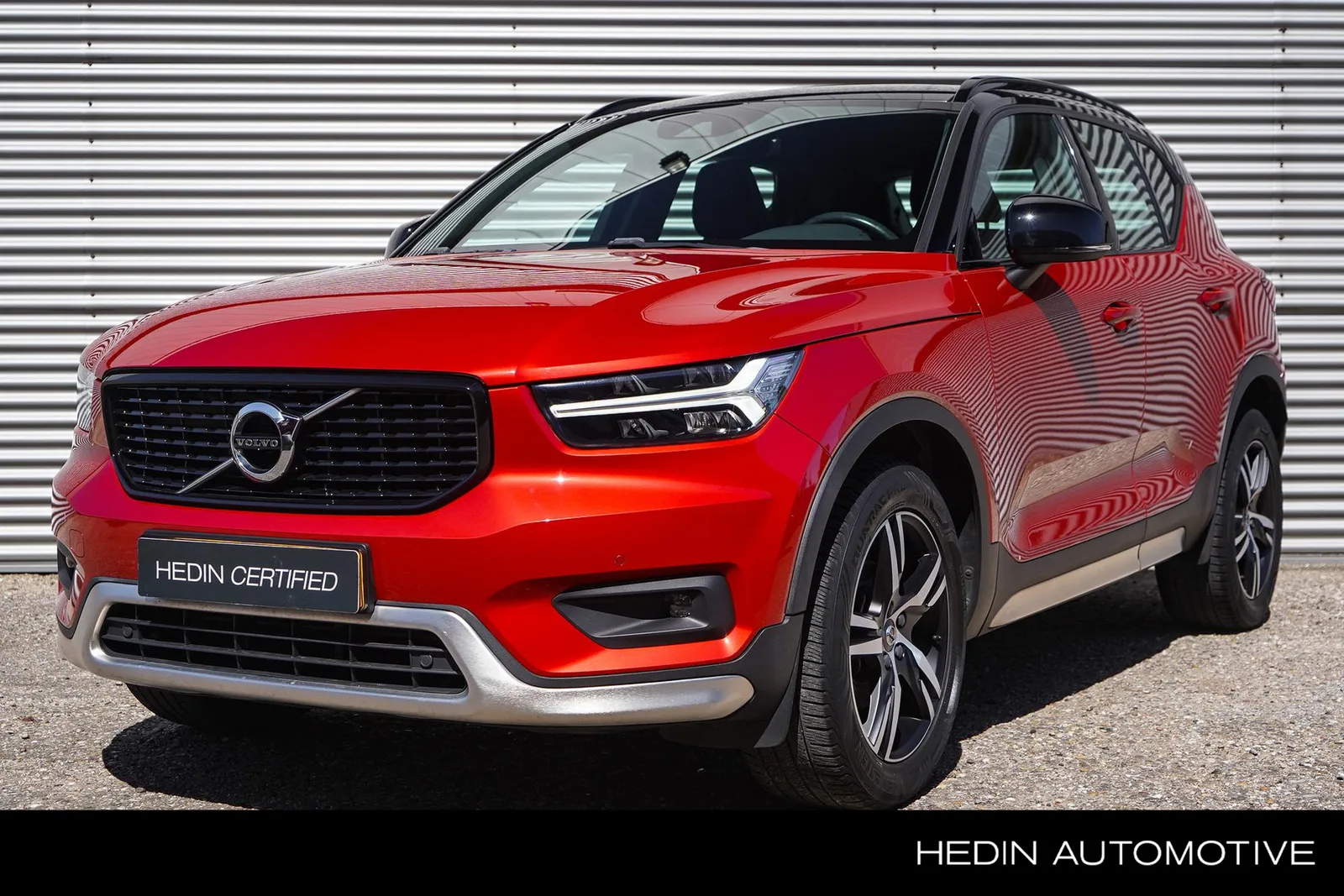 Volvo XC40 (2021) — foto 1